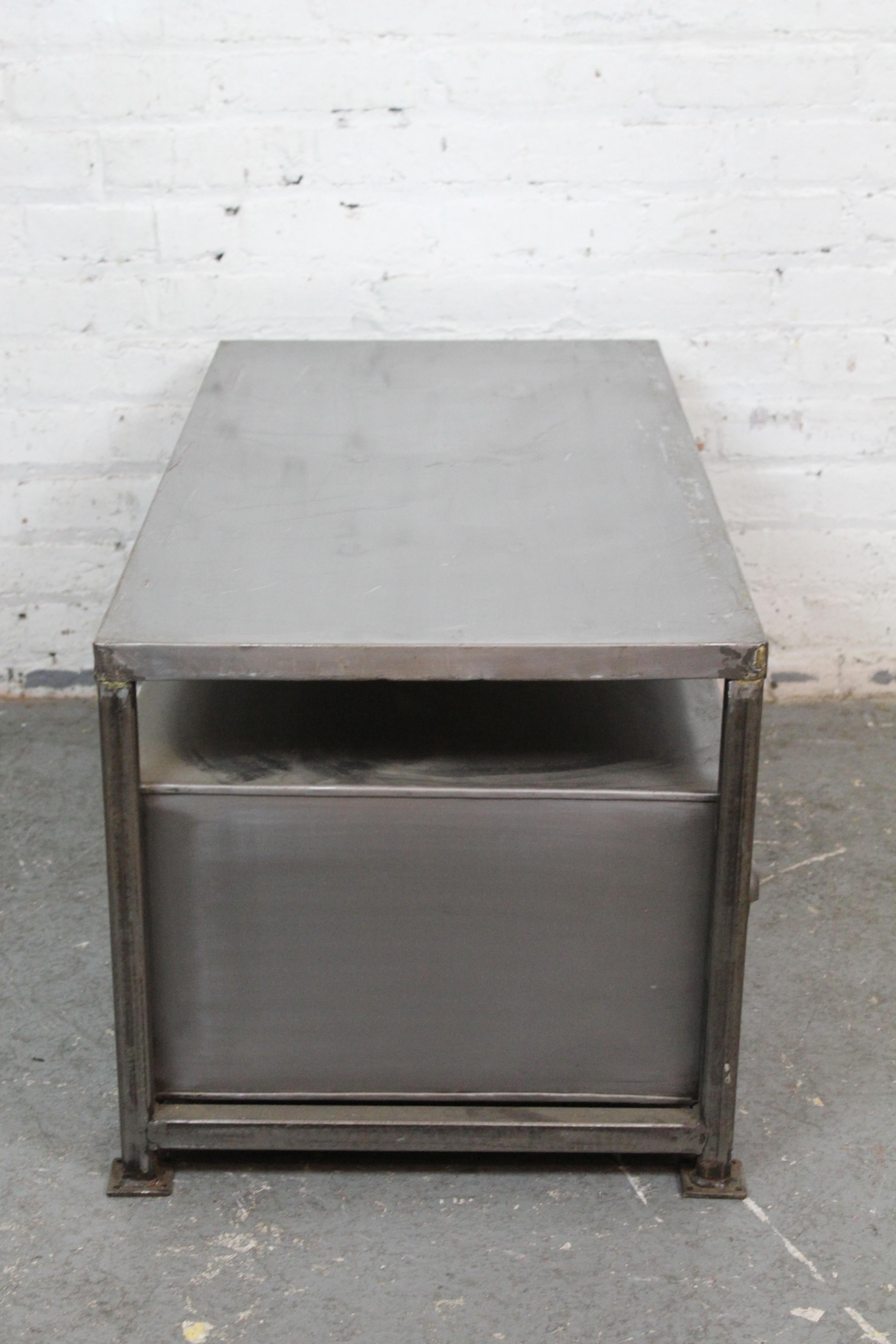 Vintage Industrial Metal Media Stand For Sale 1