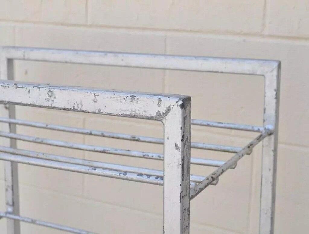 XX secolo Vintage Industrial Metal Rolling 5 Tier Bakery Bakers Cart Display Shelf Rack in vendita