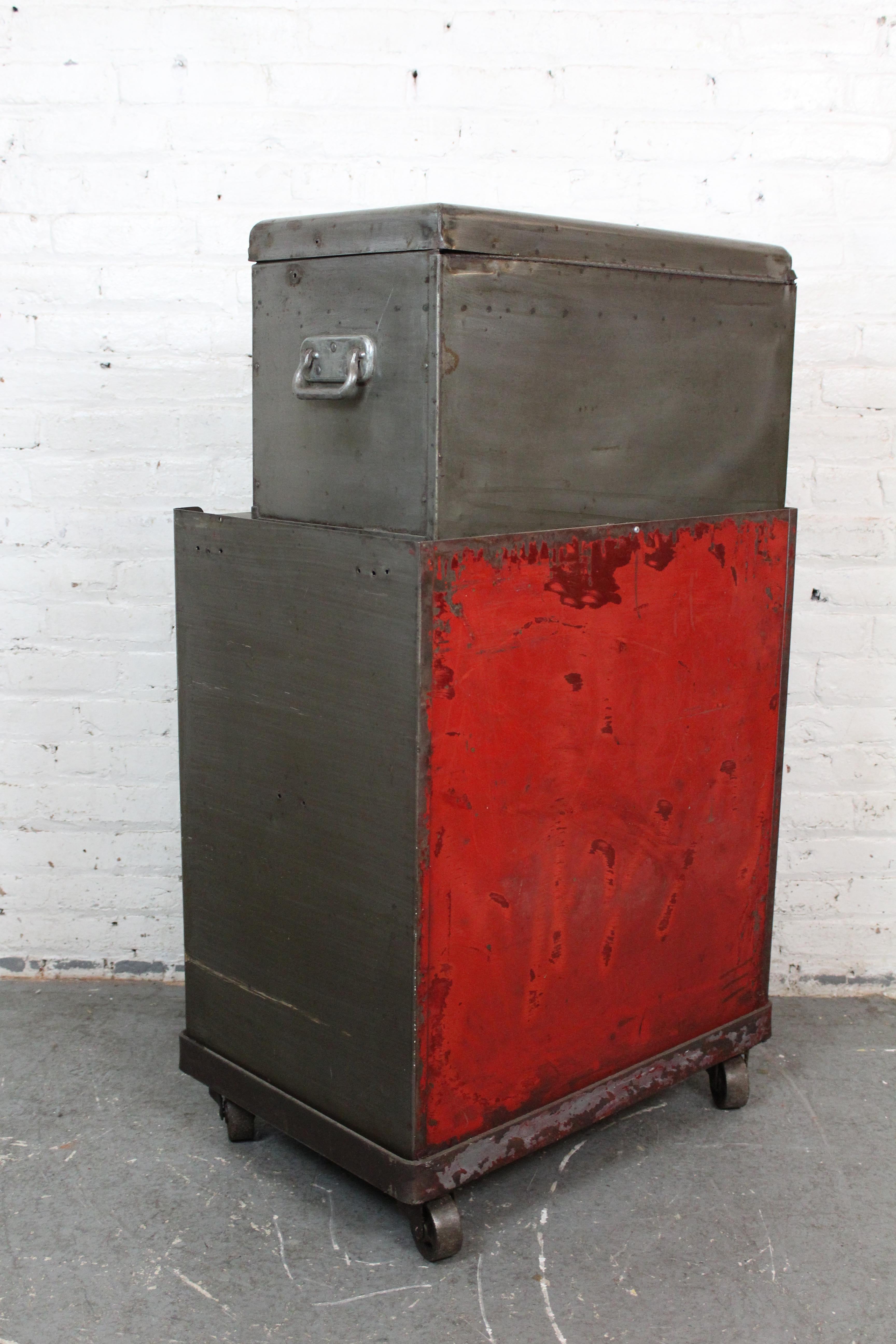 Vintage Industrial Metal Rolling Tool Chest by Craftsman for Sears Roebuck 11