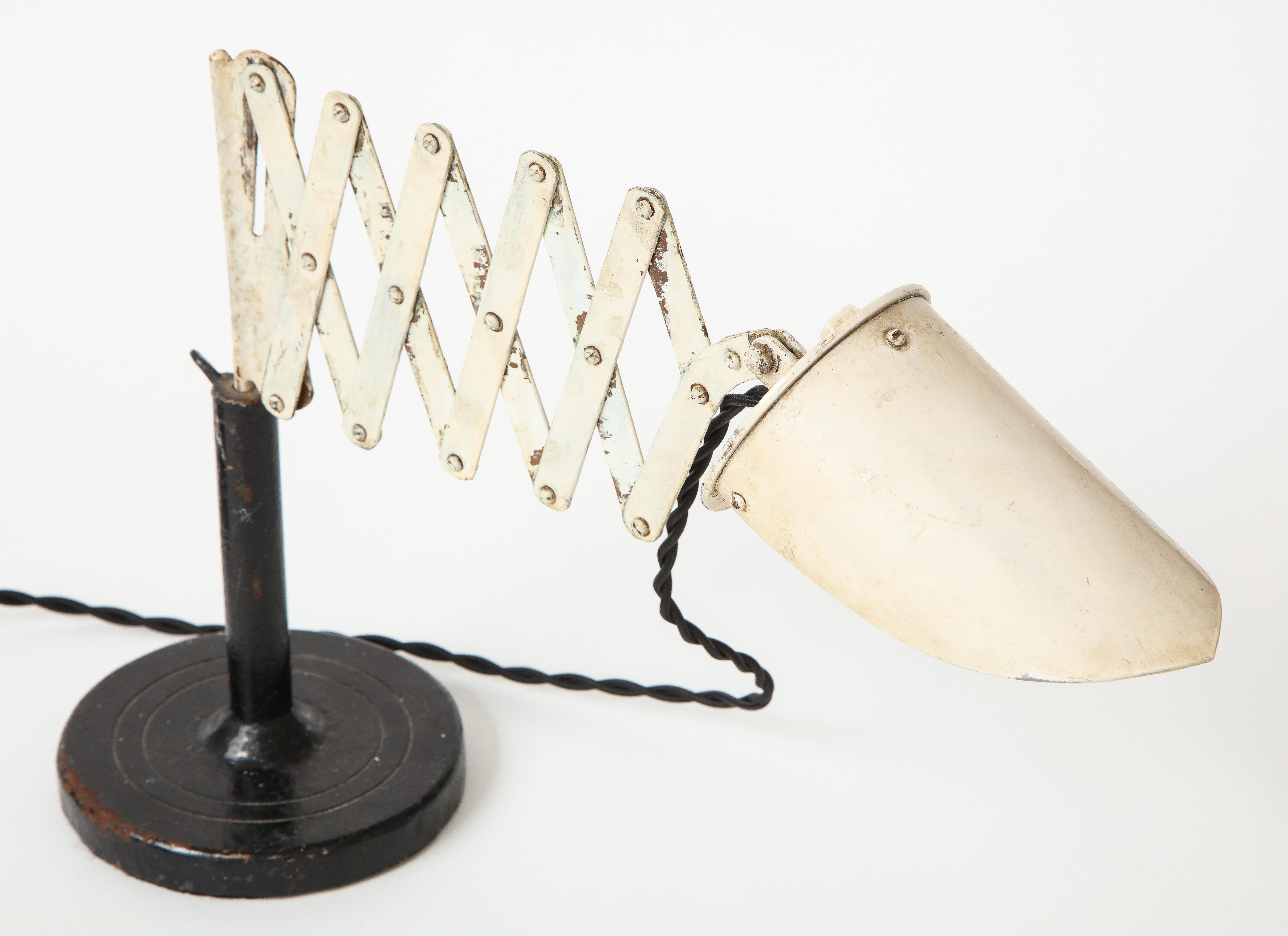 Vintage Industrial Metal Scissor Lamp, circa 20th Century 3
