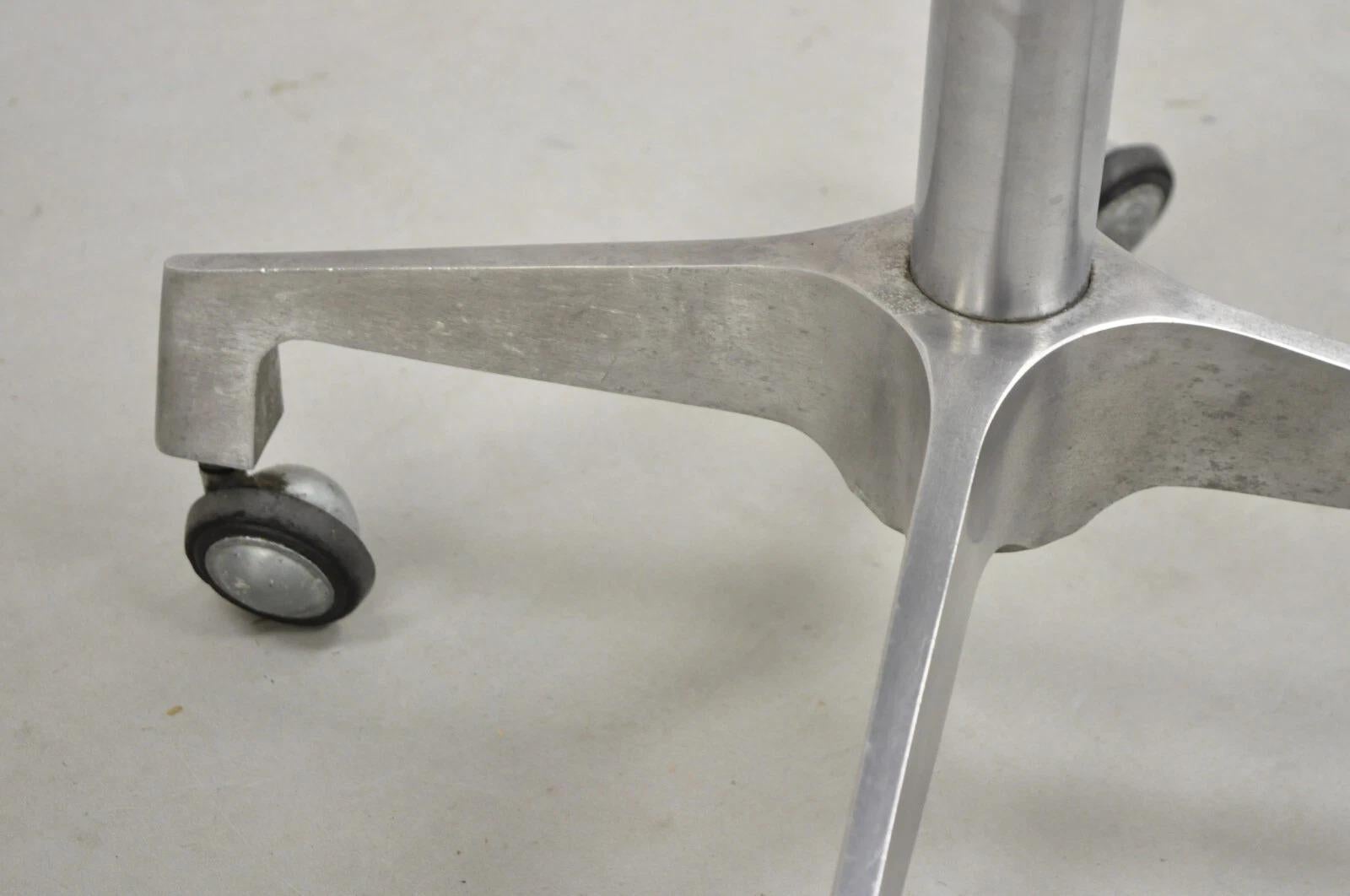 Vintage Industrial Modern Cast Aluminum Adjustable Rolling Medical Dental Stool In Good Condition For Sale In Philadelphia, PA