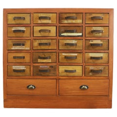 Vintage-Industrie-Multischublade