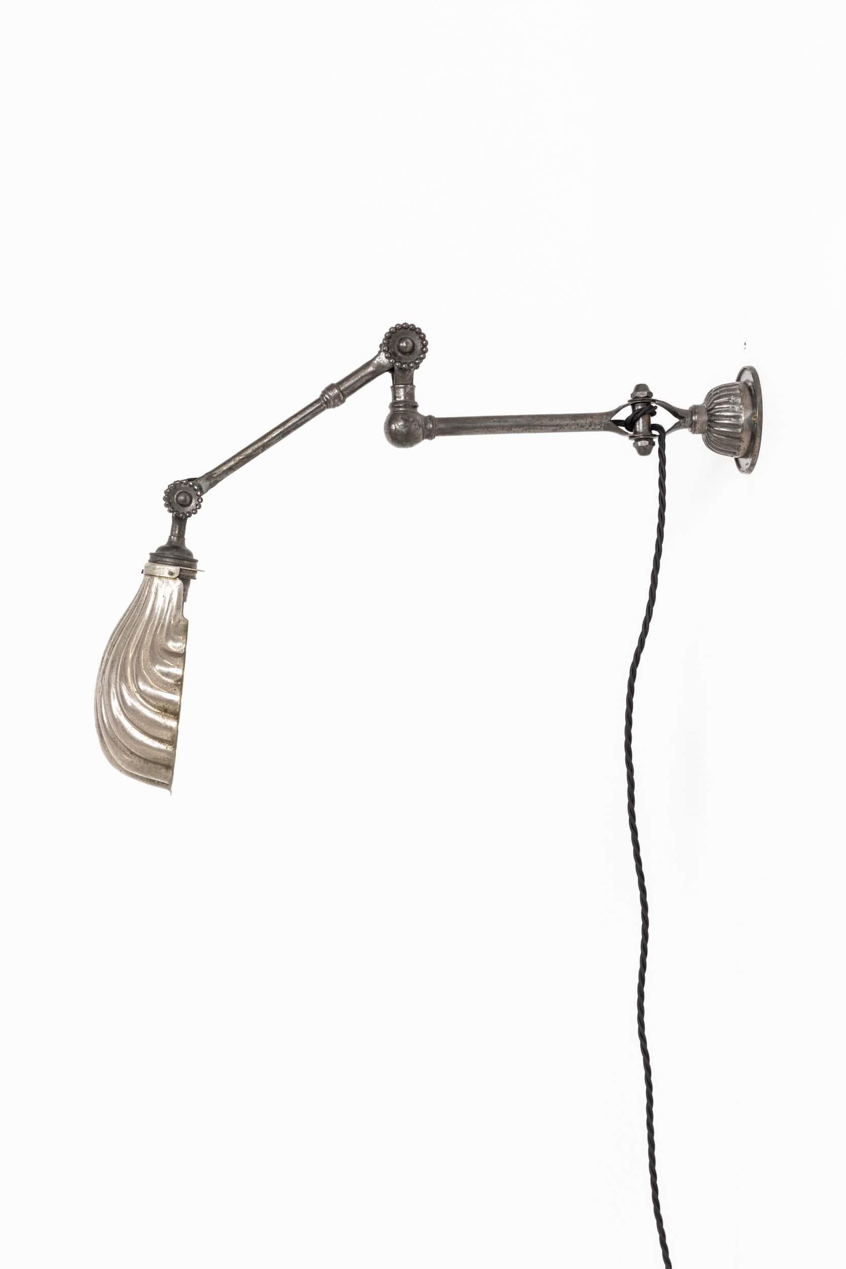 Vintage Industrial Nickel Dugdills Machinist's Wall Desk Lamp Light, C.1920 For Sale 1