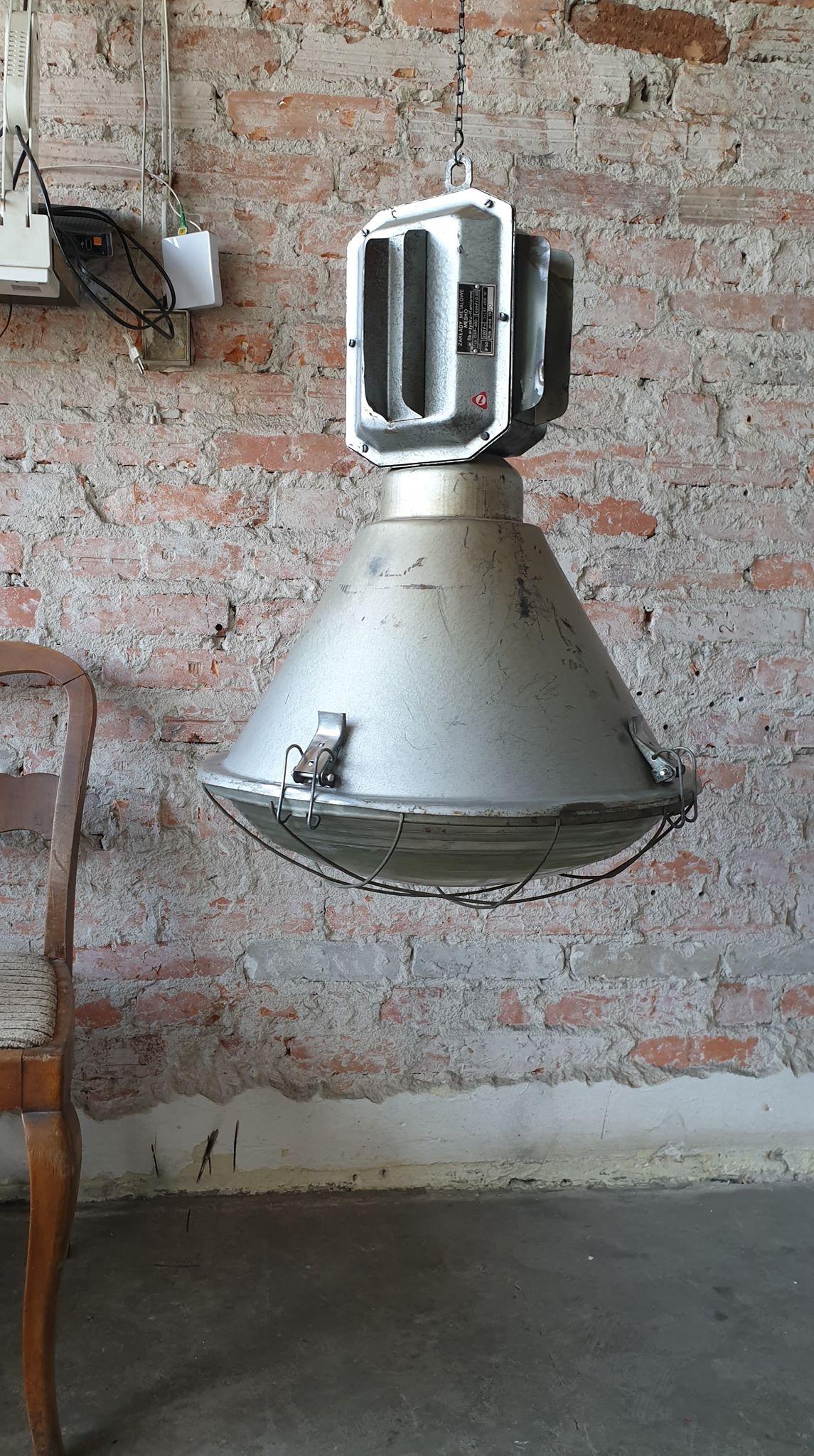 Vintage Industrial Pendant Lamp from Mesko, 1990s In Good Condition For Sale In Bydgoszcz, PL