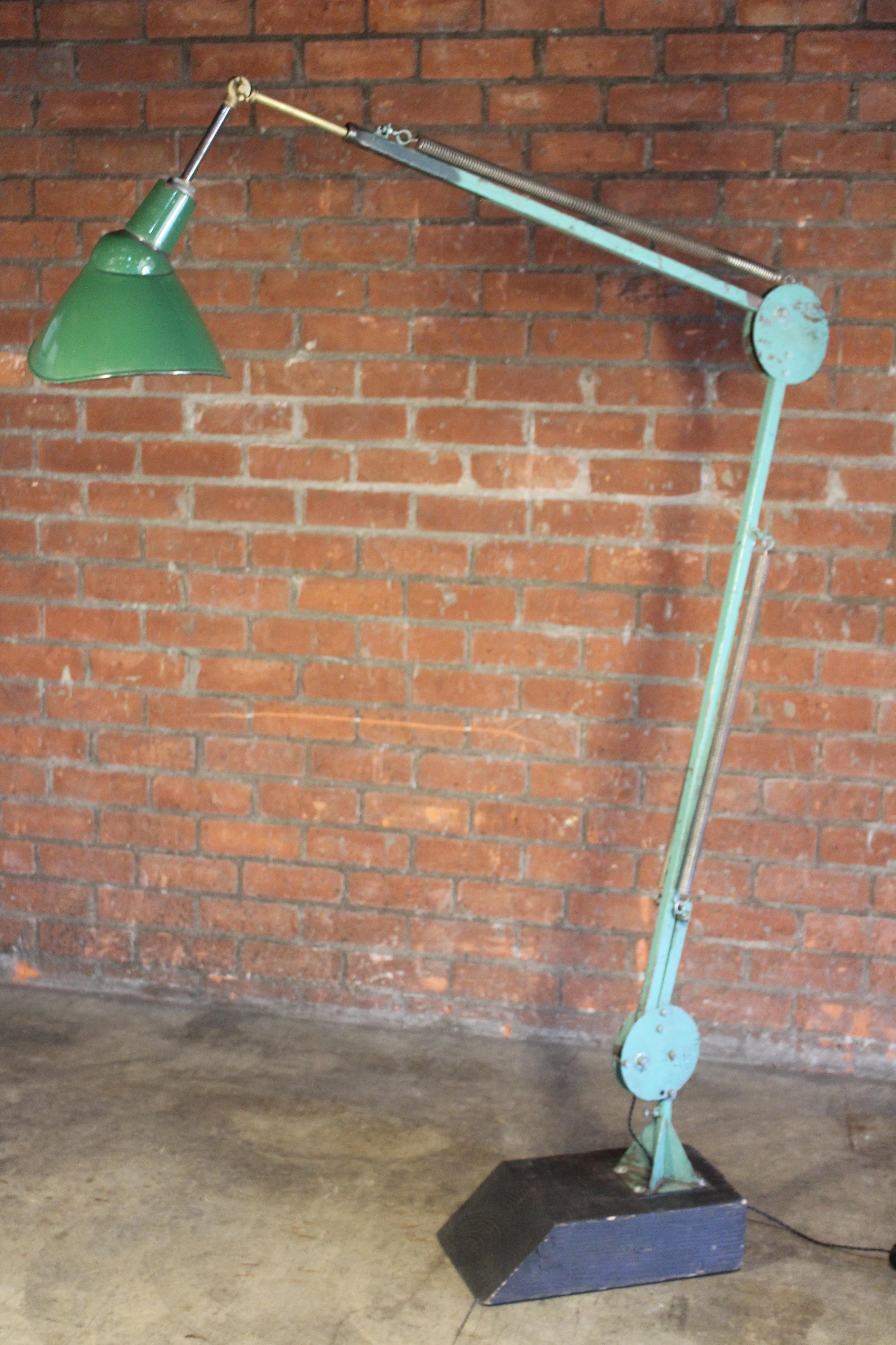 Mid-20th Century Vintage Industrial Pivoting Metal Floor Lamp For Sale
