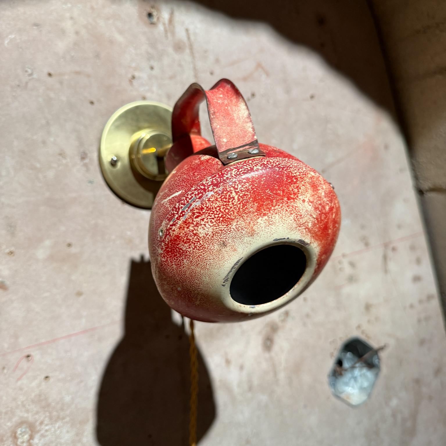 Vintage Industrial Red Wall Lamp Sconce USA In Fair Condition For Sale In Chula Vista, CA