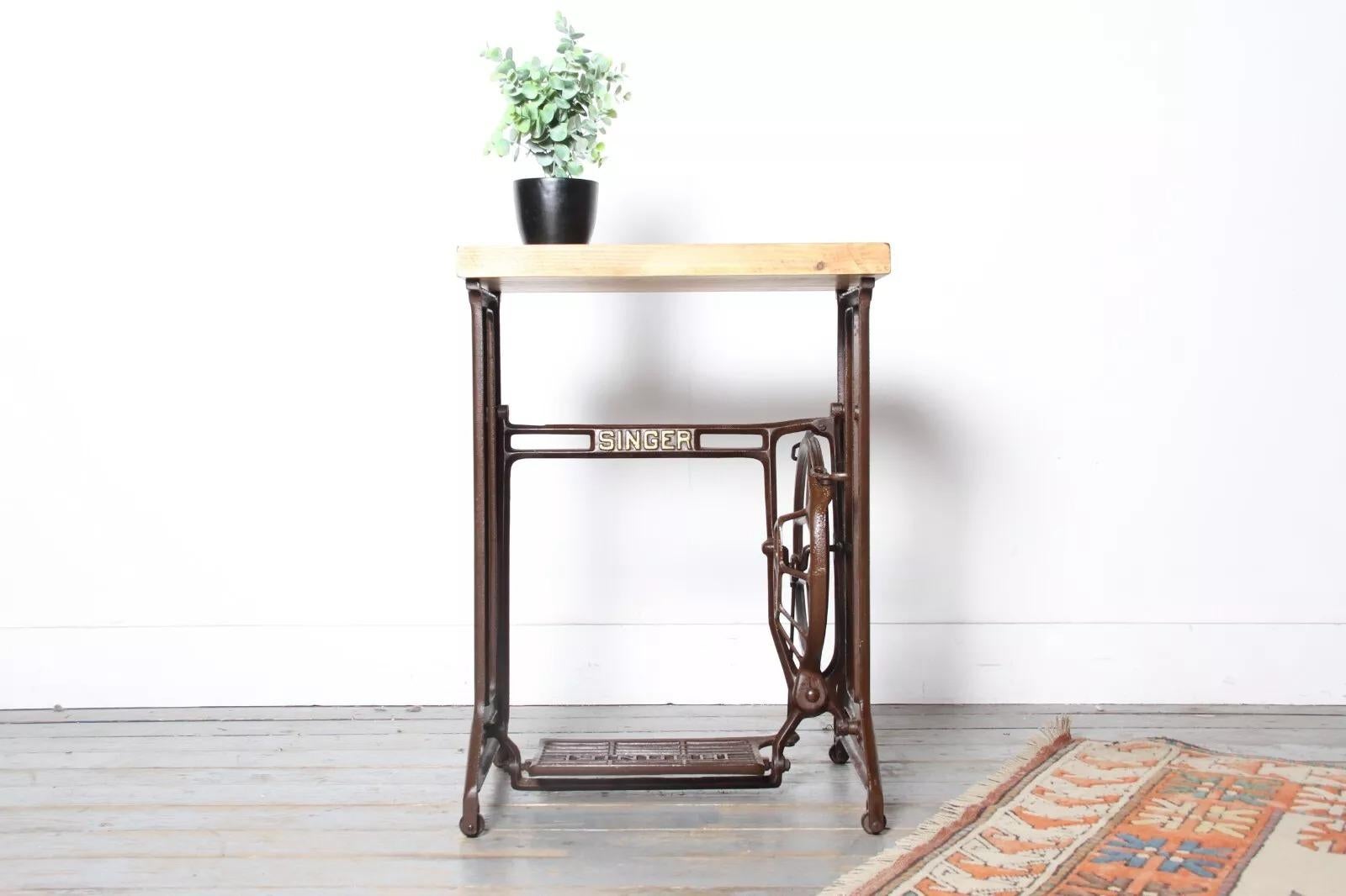 20th Century Vintage Industrial Rustic Machinists Wood & Metal Side Table or Lamp Stand For Sale