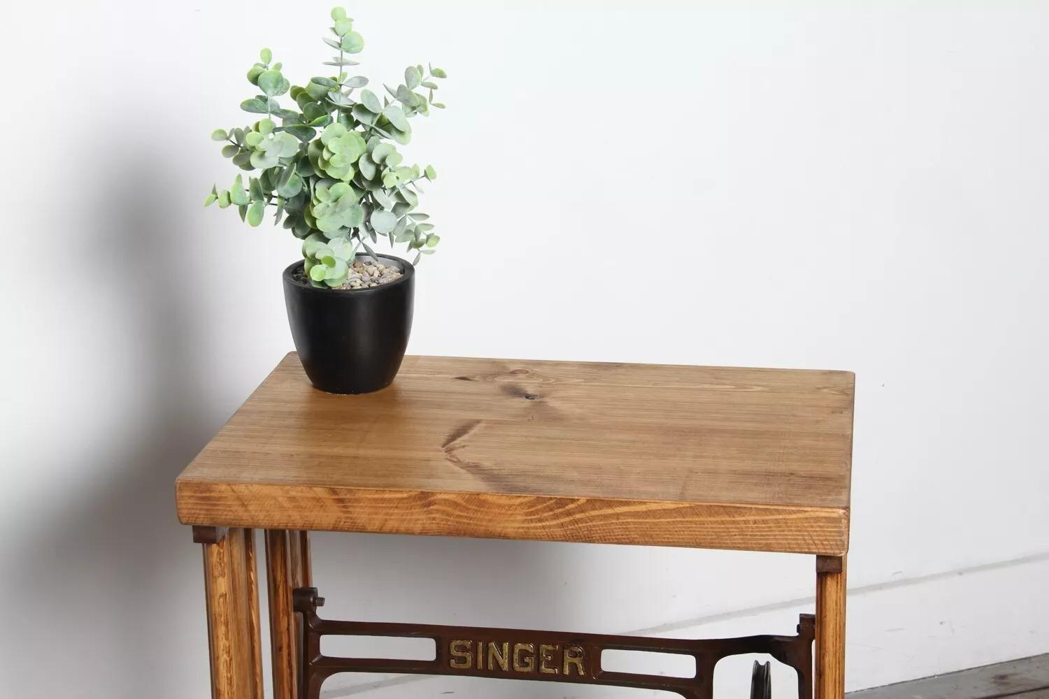 20th Century Vintage Industrial Rustic Machinists Wood & Metal Side Table or Lamp Stand For Sale