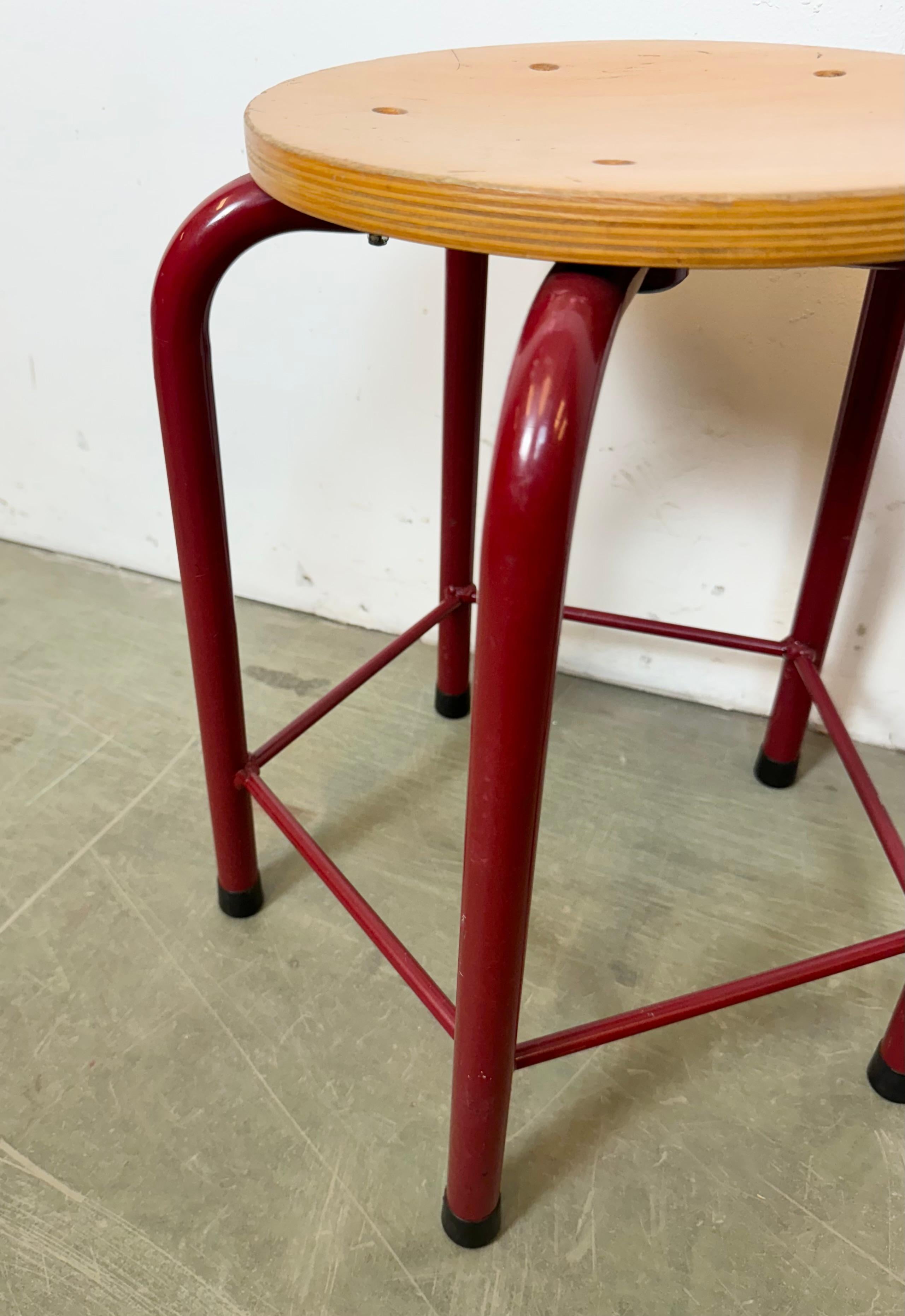 Fine XX secolo Sgabello industriale vintage per la scuola, anni '70 in vendita