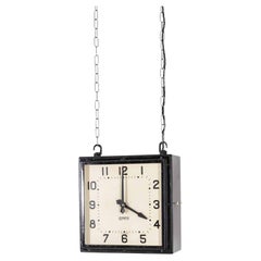 Horloge industrielle carrée double face vintage pour hommes de Leicester, c.1930