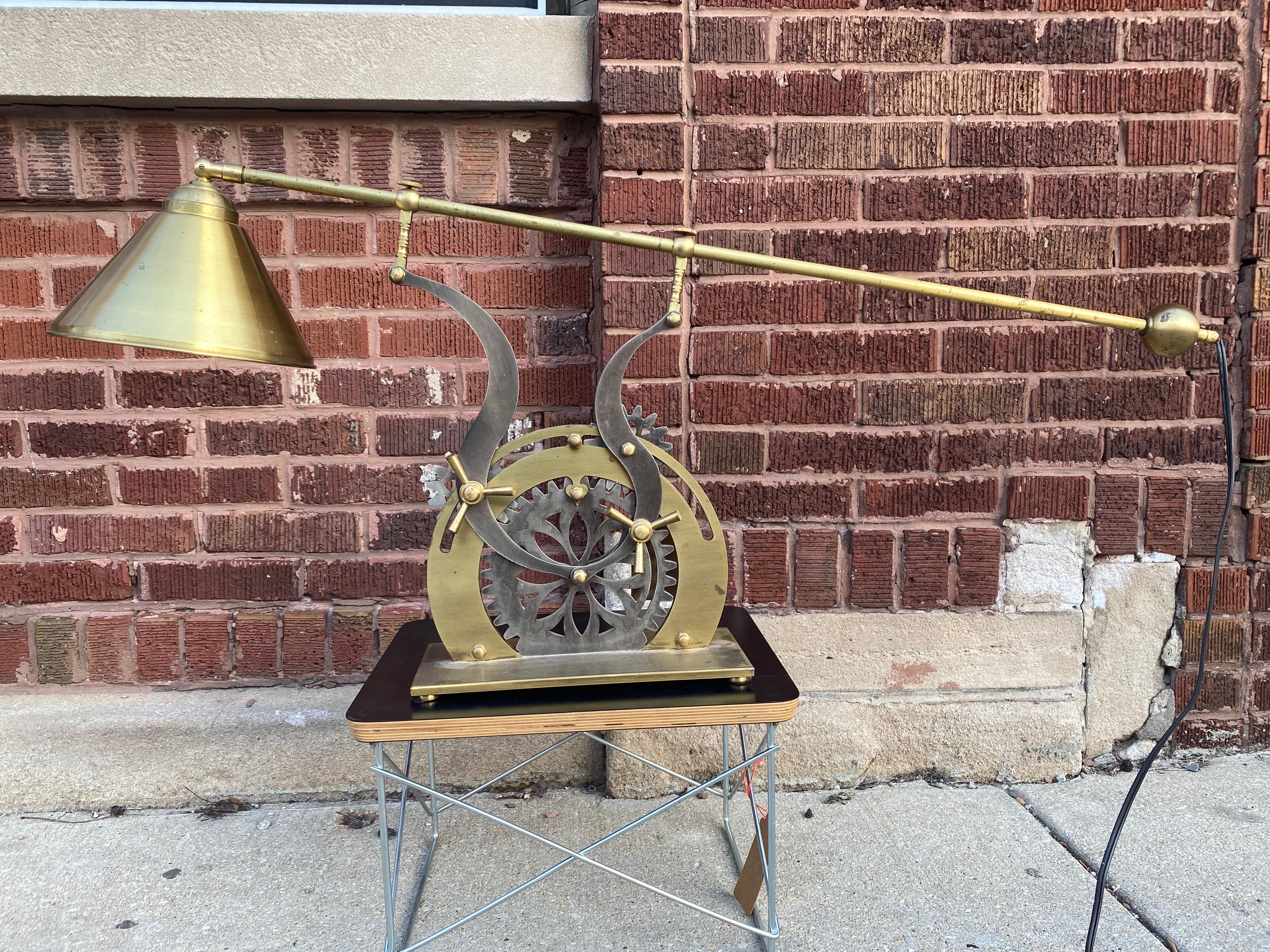 Vintage Industrial Steampunk Rotating Gear Adjustable Brass Table Lamp For Sale 3