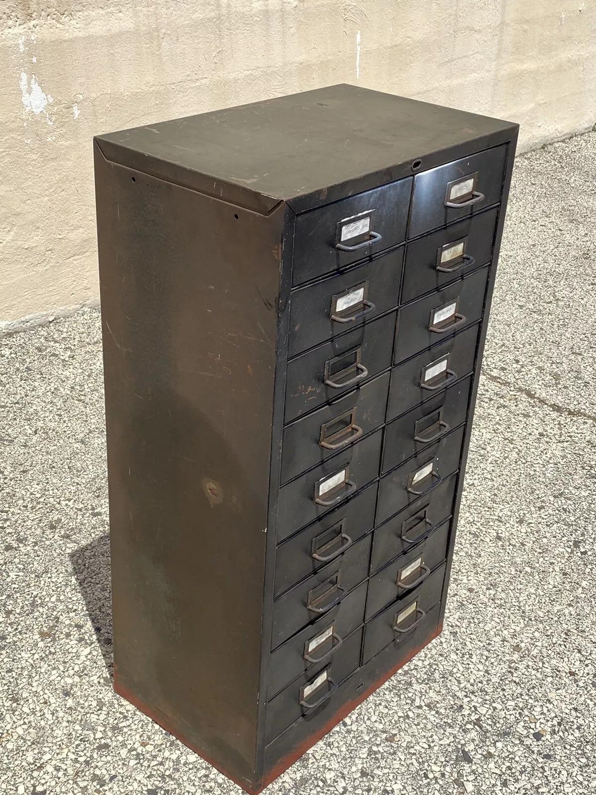 Vintage Industrial Steel Metal 18 Drawer Machinist Chest Garage Parts Cabinet with Distressed Green and Black Painted Finish. Circa Late 20th Century. Measurements: 37.5