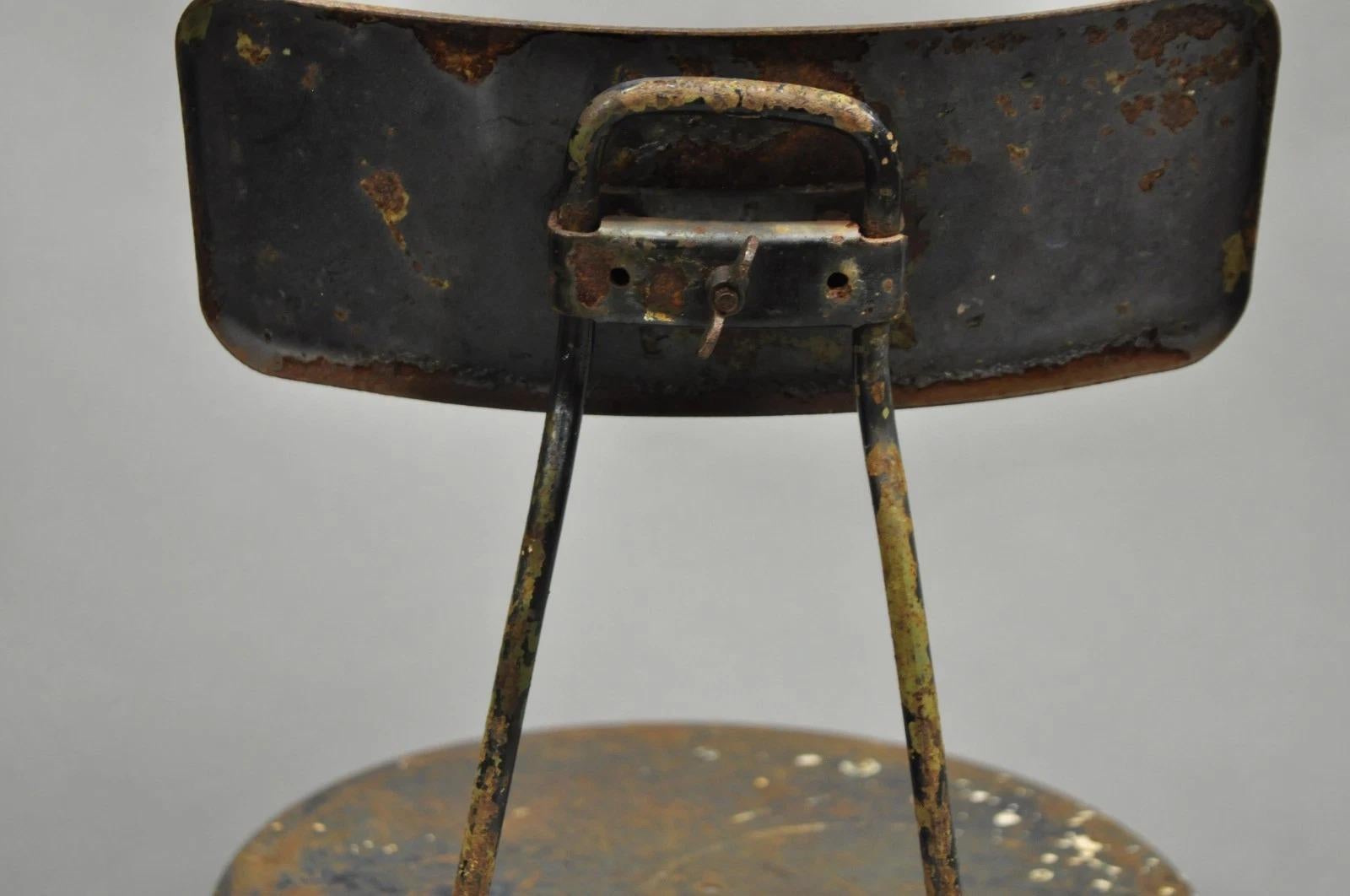 Vintage Industrial Steel Metal Rusty Distressed Garage Work Stool Chair For Sale 6