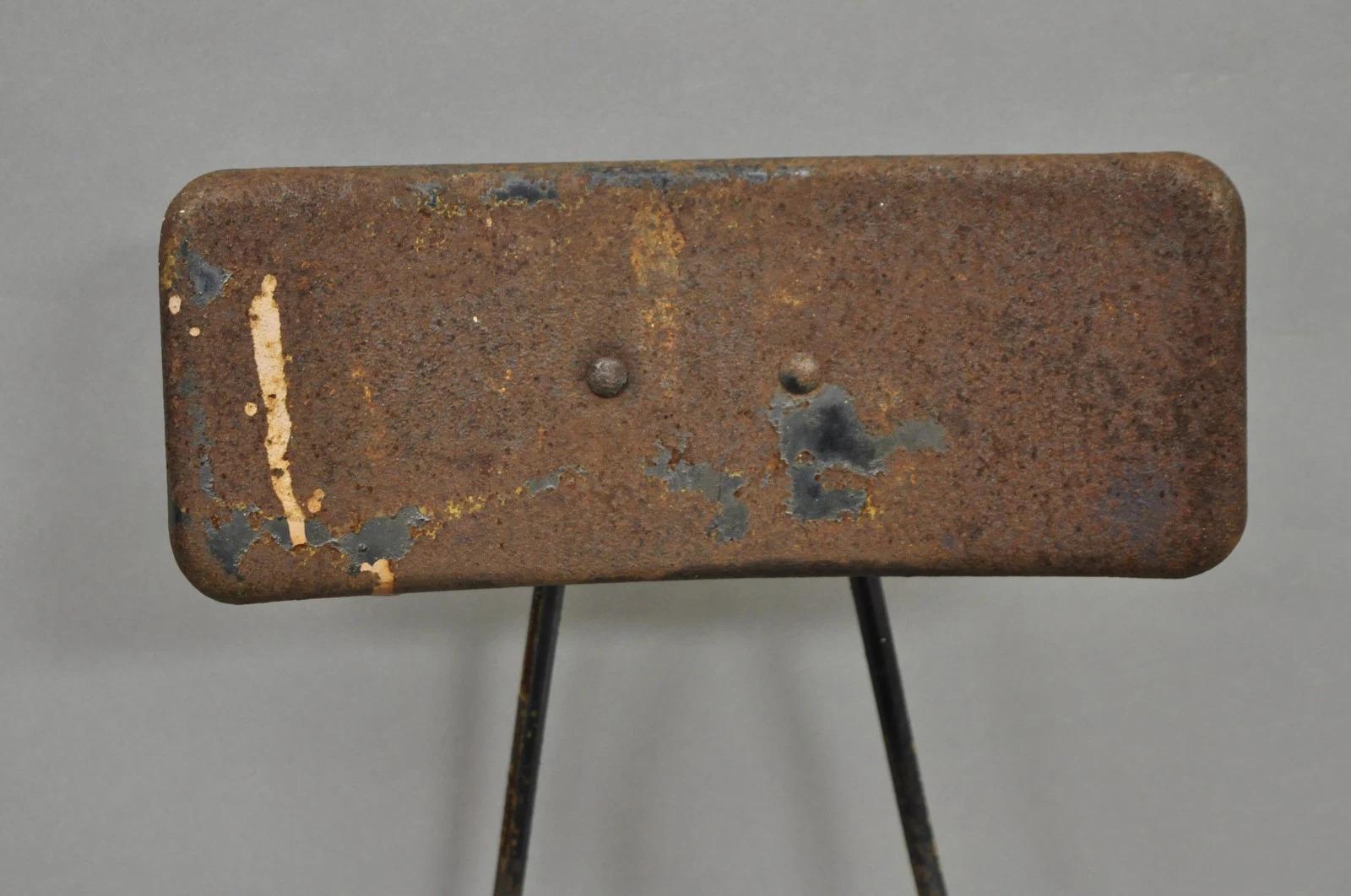 Vintage Industrial Steel Metal Rusty Distressed Garage Work Stool Chair For Sale 1