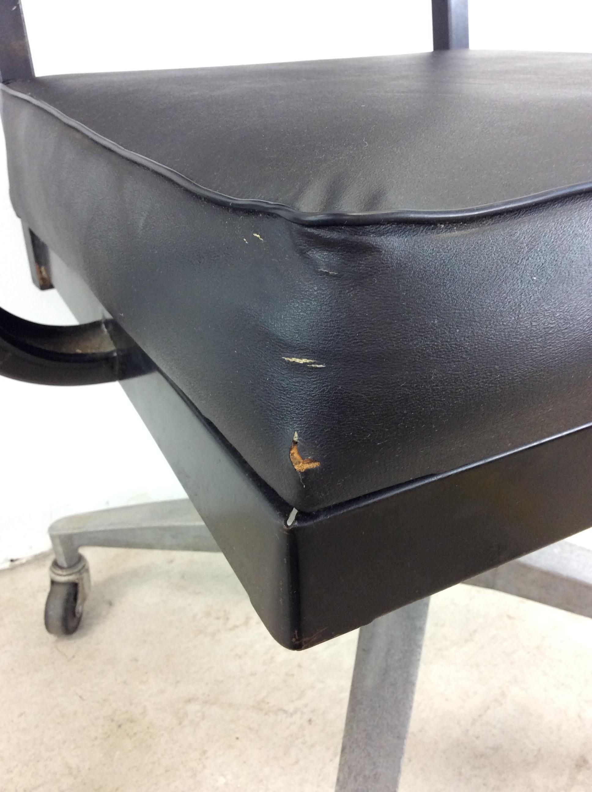 Vintage Industrial Style Office Chair with Black Vinyl For Sale 7