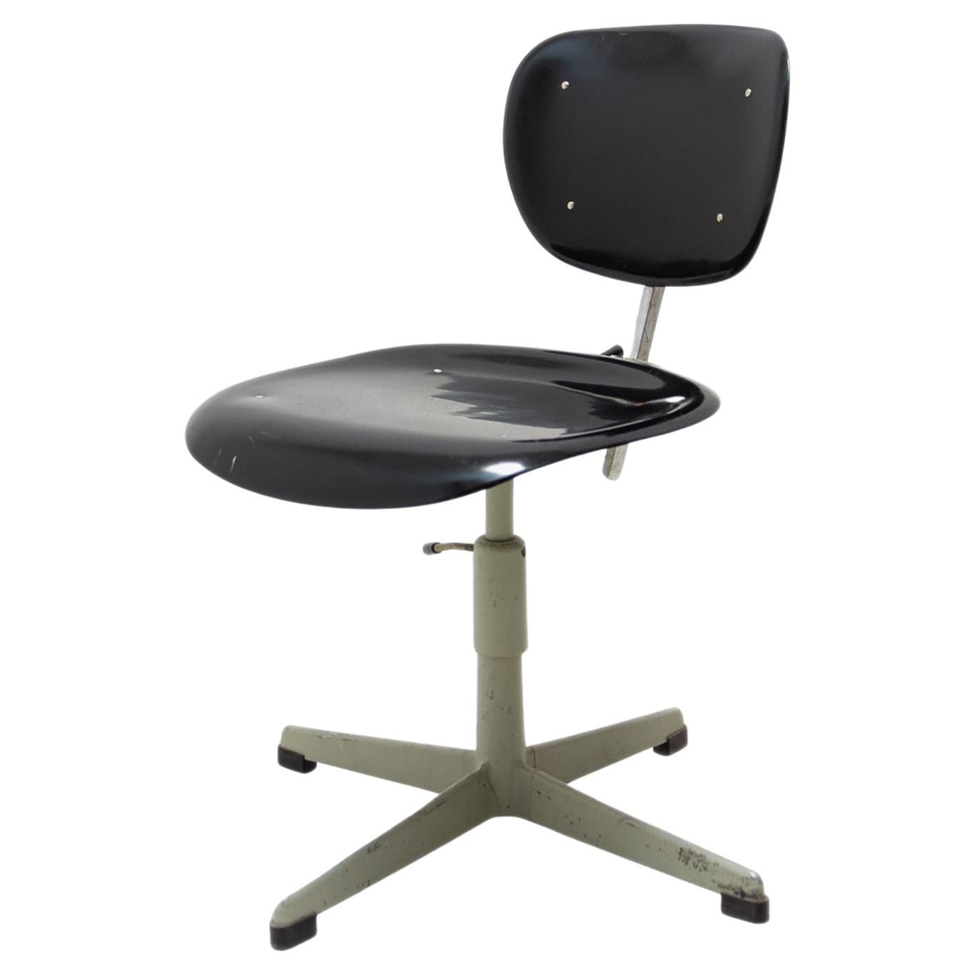 Vintage Industrial Swivel Work Desk Chair by Kovona, 1950´s For Sale