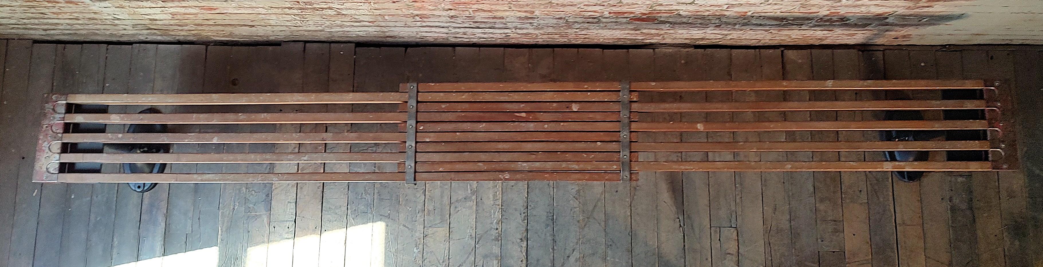 Vintage Industrial Telescoping Scaffold Bench For Sale 3