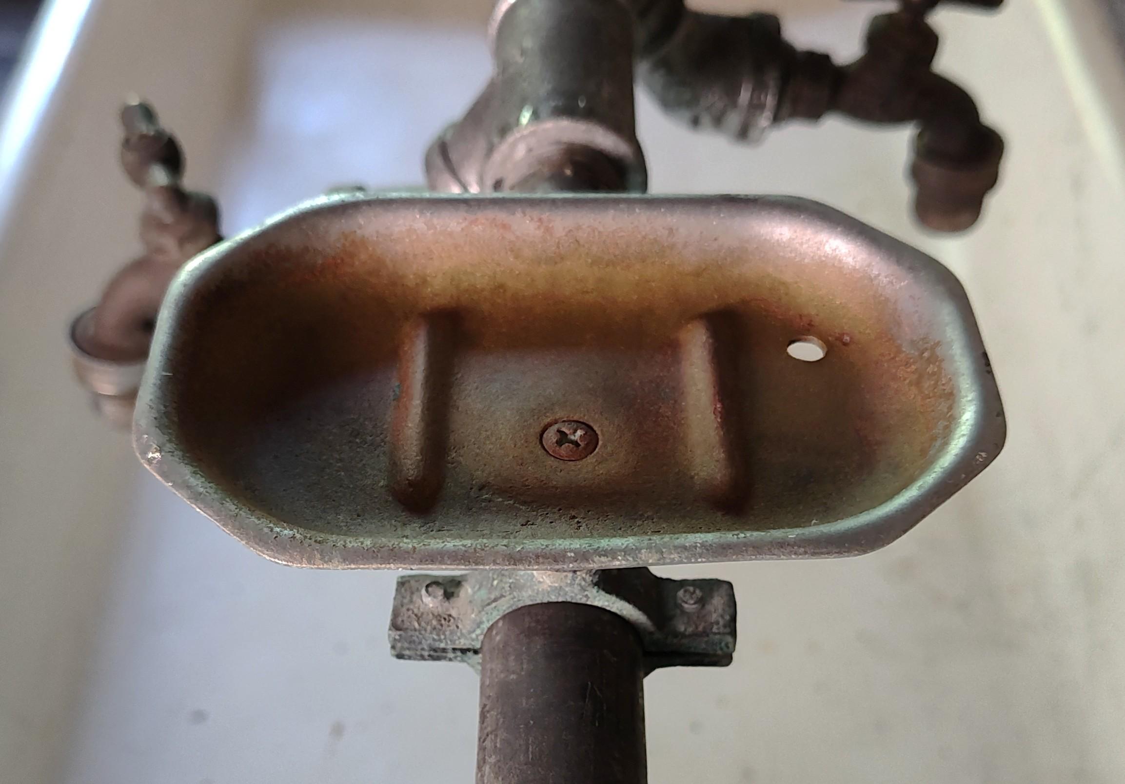 Fregadero industrial vintage de Standard Supply Co. en venta 7