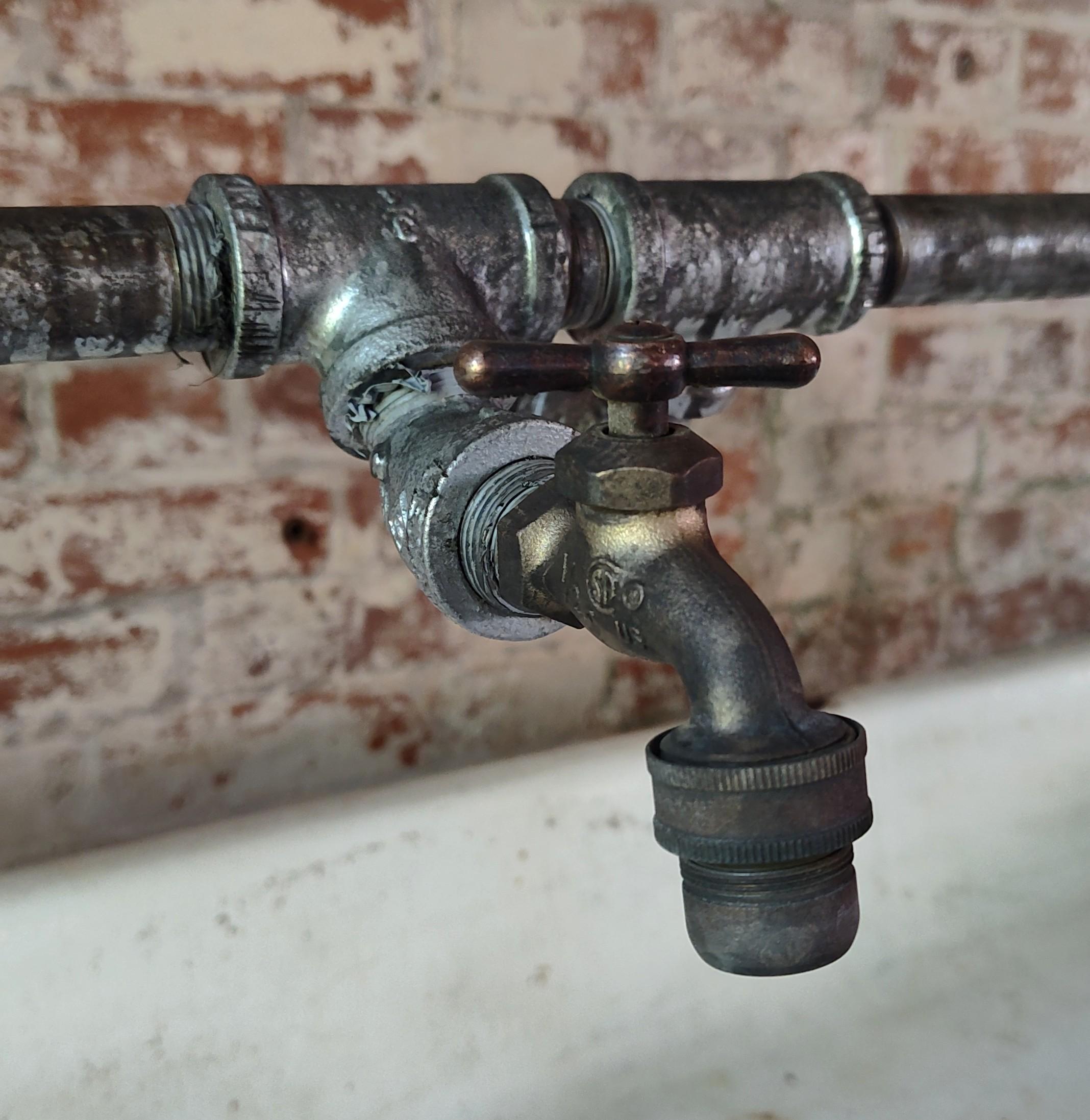 Fregadero industrial vintage de Standard Supply Co. en venta 2