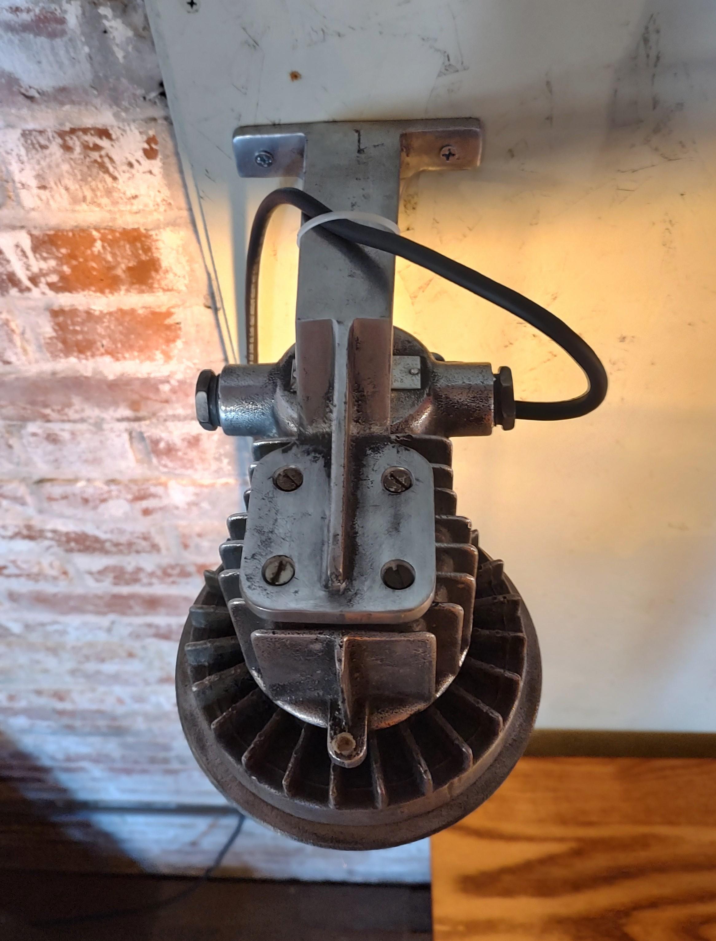 Vintage Industrial Wall Sconce #1 For Sale 6
