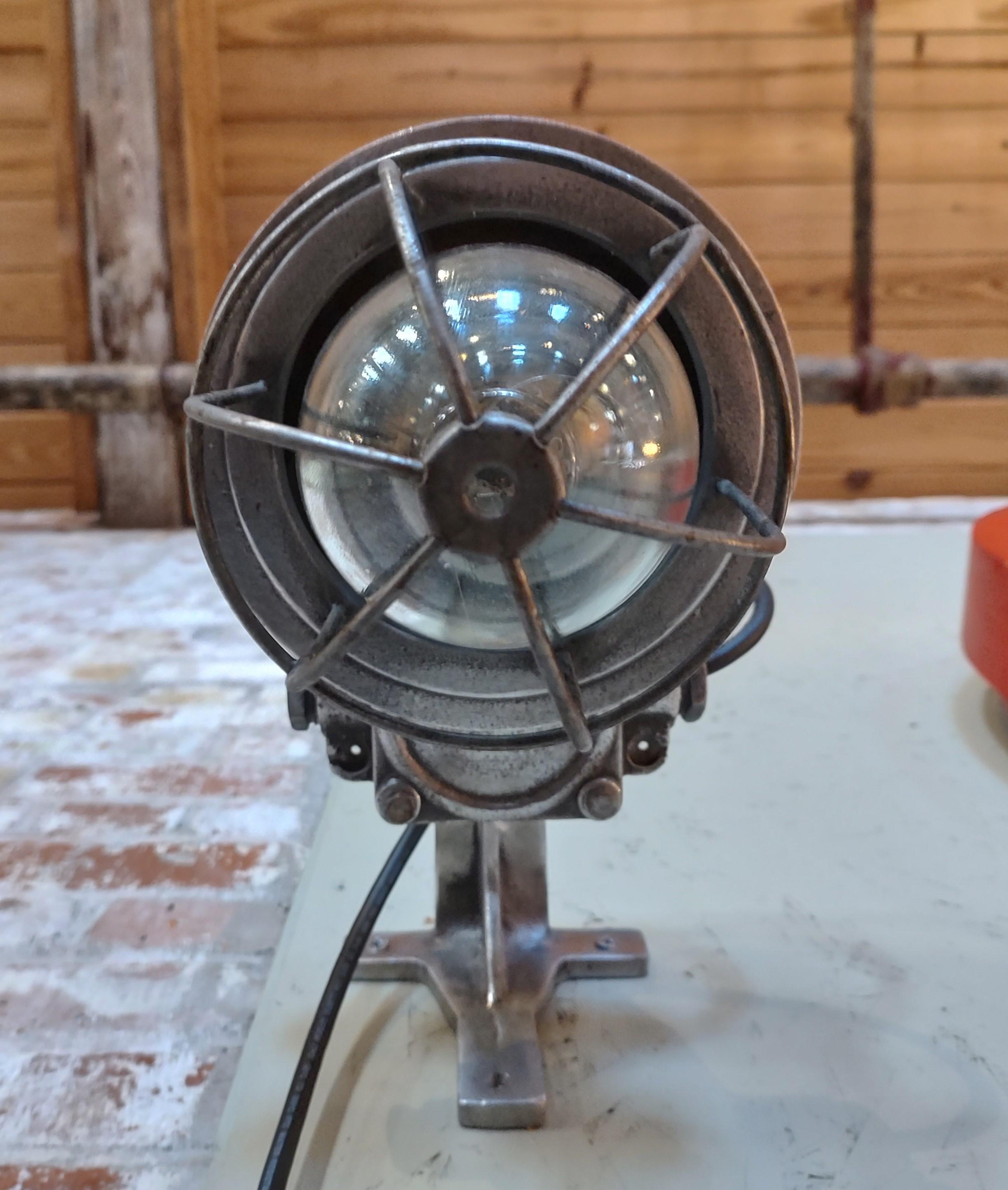 Vintage Industrial Wall Sconce #1 For Sale 7