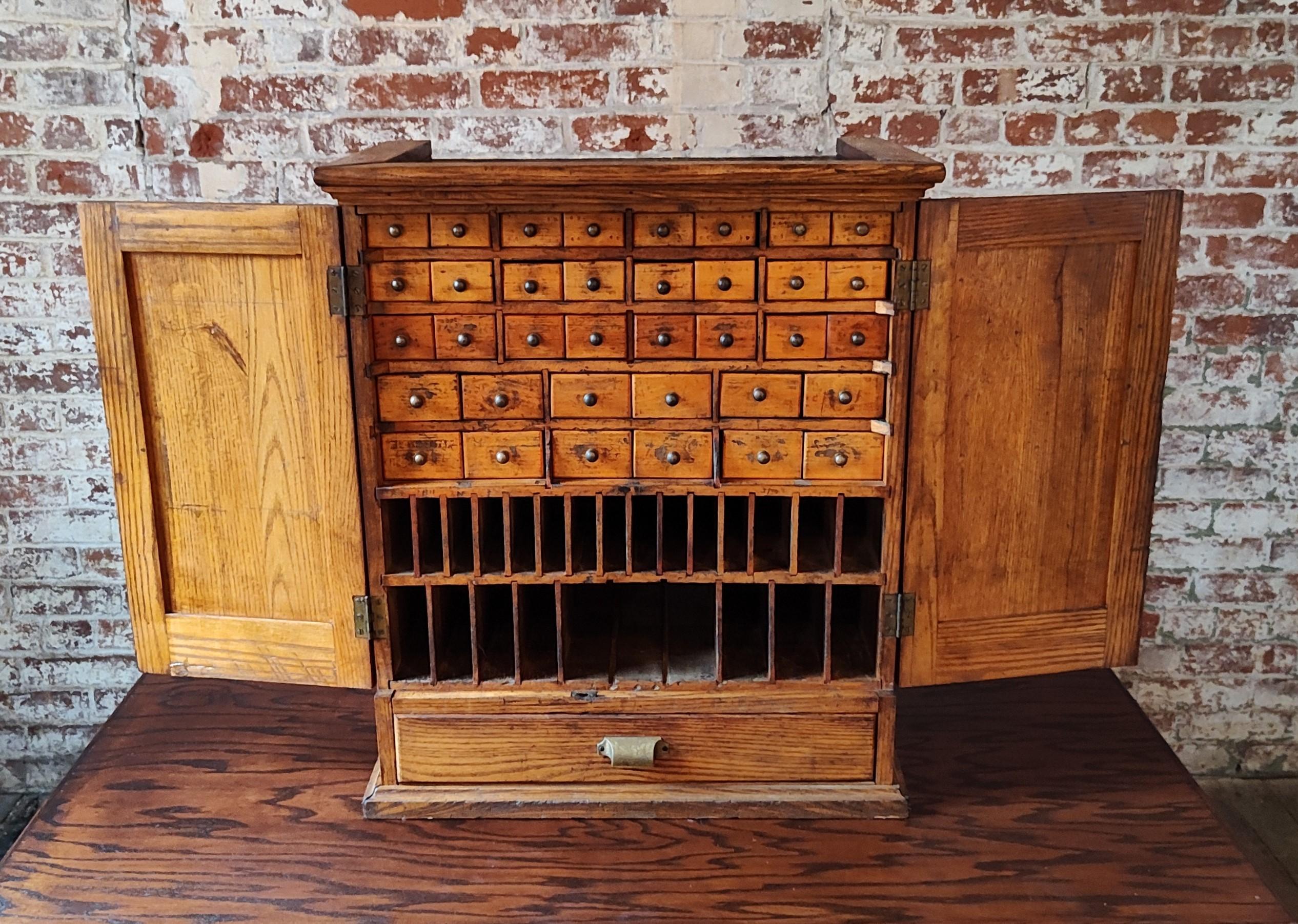 Vintage Industrial Wooden Cabinet In Good Condition For Sale In Oakville, CT