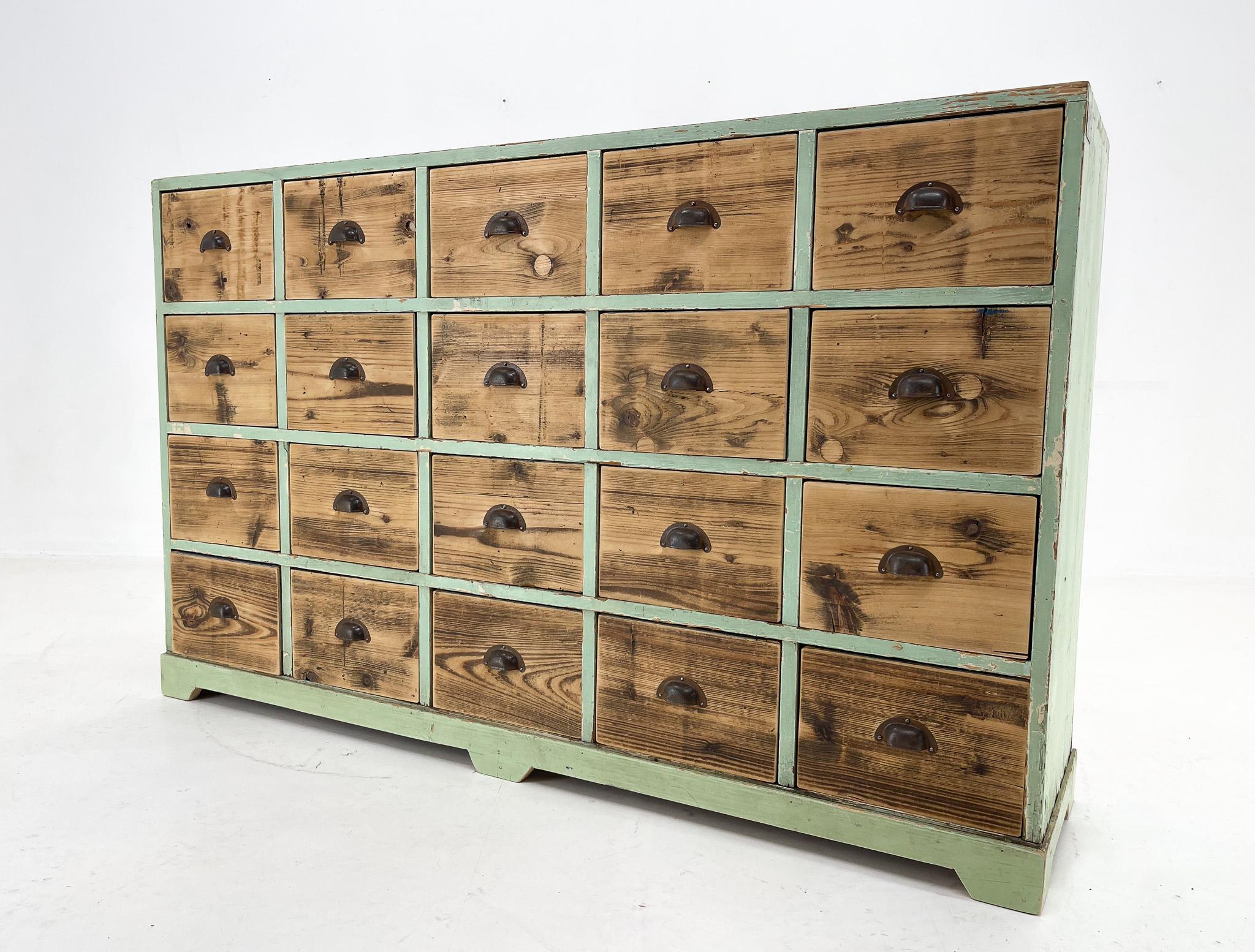 Vintage Industrial Wooden Cabinet with Original Handels, 1930s For Sale 6