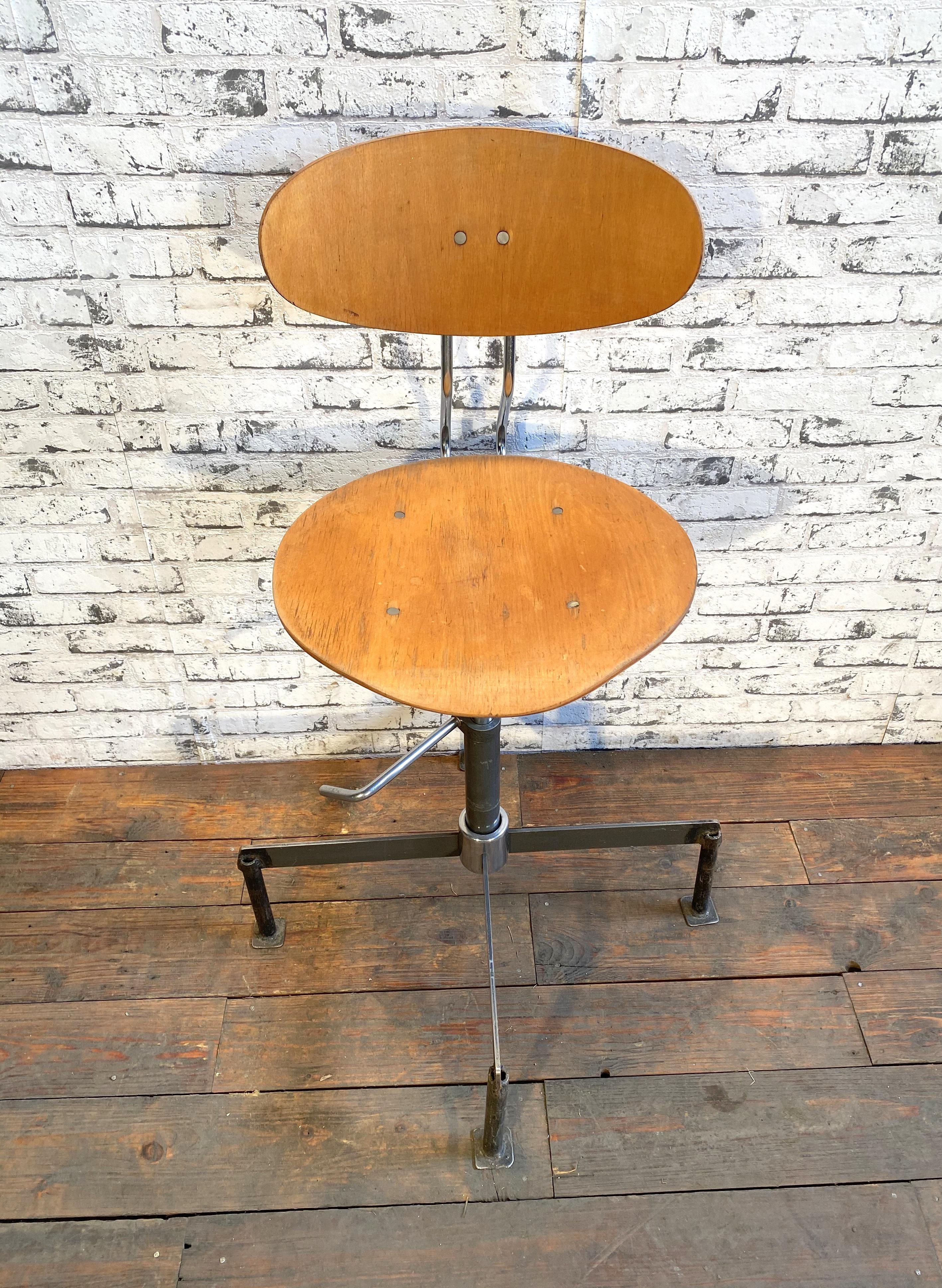 Vintage Industrial Workshop Chair, 1960s 1