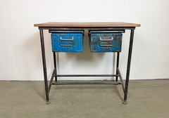 Mesa de trabajo industrial vintage, años 60