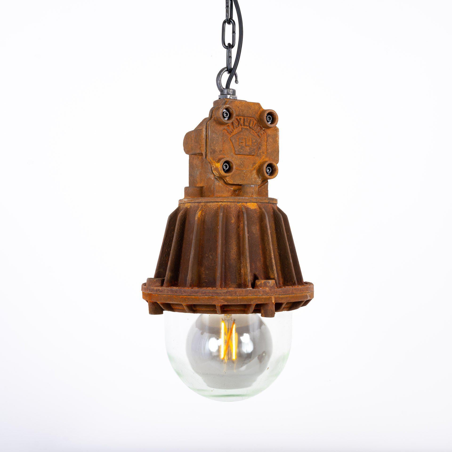 Industriale Lampade a sospensione vintage industriali XL ignifughe di Maxlume in vendita