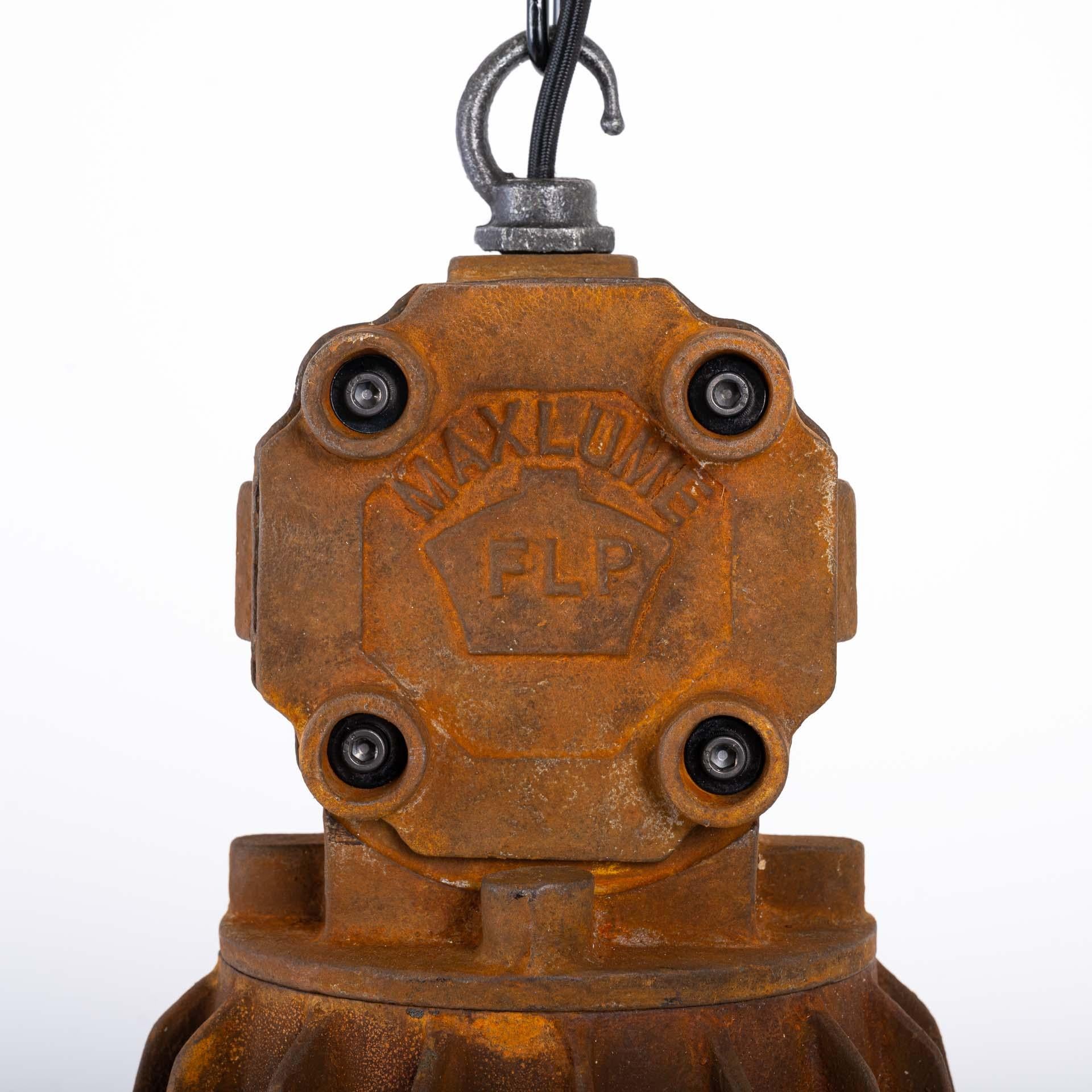 Metà XX secolo Lampade a sospensione vintage industriali XL ignifughe di Maxlume in vendita