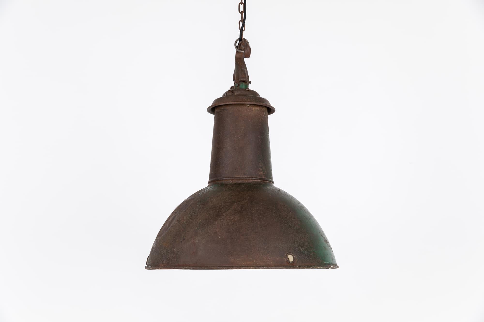 Vintage Industrial XL GEC Cargo Enamel Pendant Light, C.1930 In Distressed Condition For Sale In London, GB