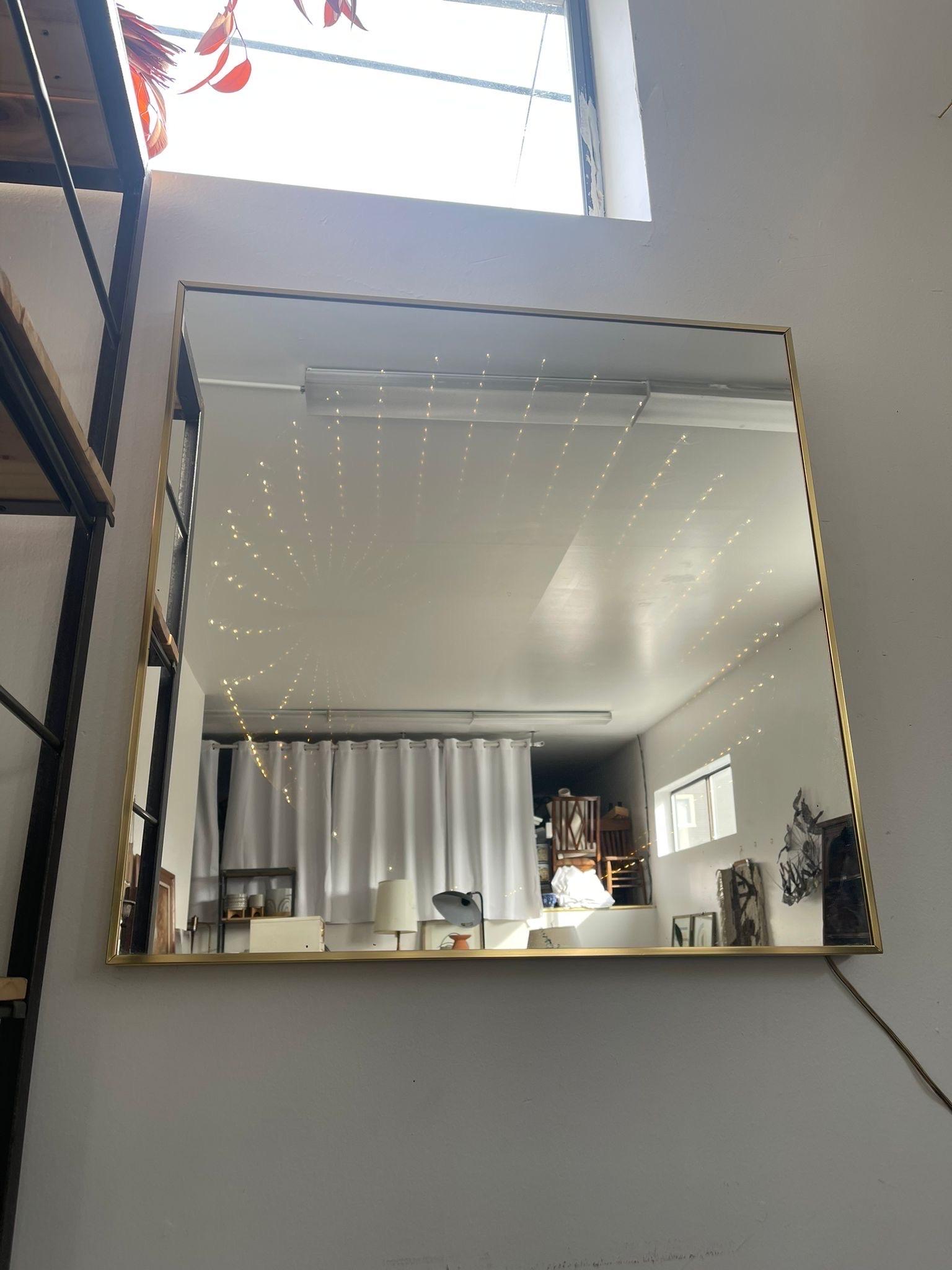 Vintage Infinity Mirror by Turner. Circa 1970 In Good Condition For Sale In Seattle, WA