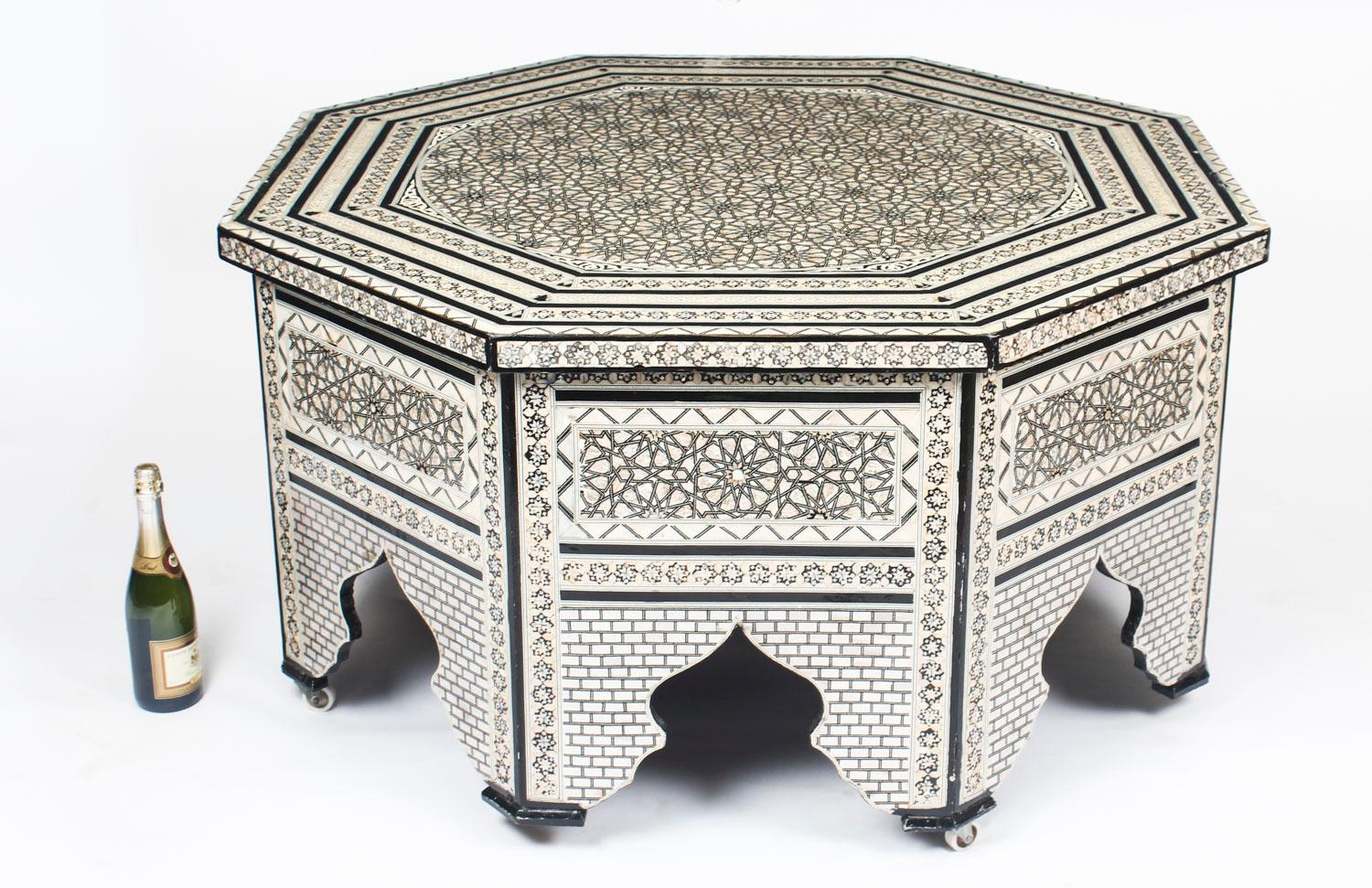 Vintage Inlaid Damascus Mother-of-Pearl Coffee Table, Mid-20th Century 3