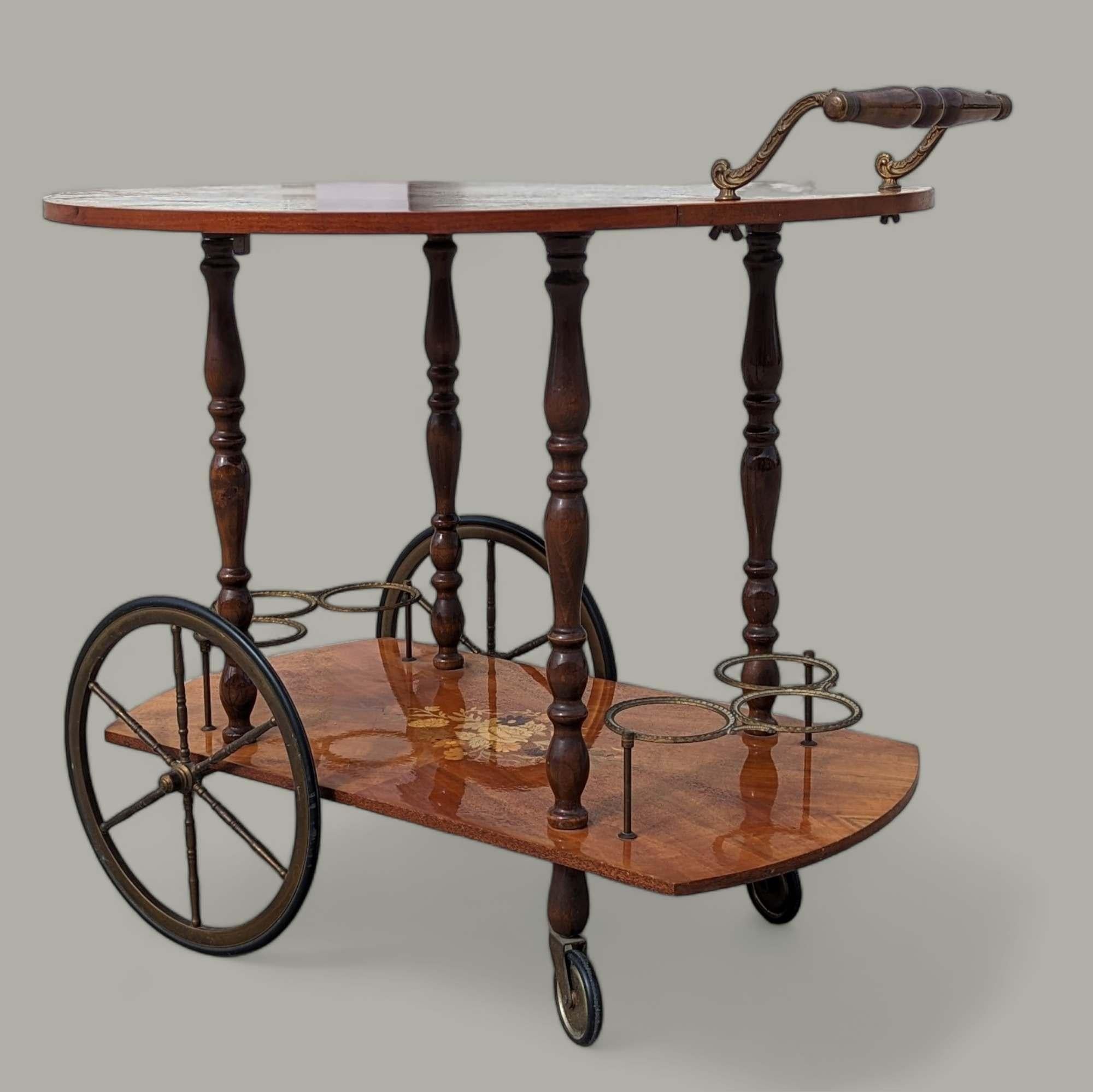 Carro de bar italiano vintage con incrustaciones de madera y motivos florales en venta 3