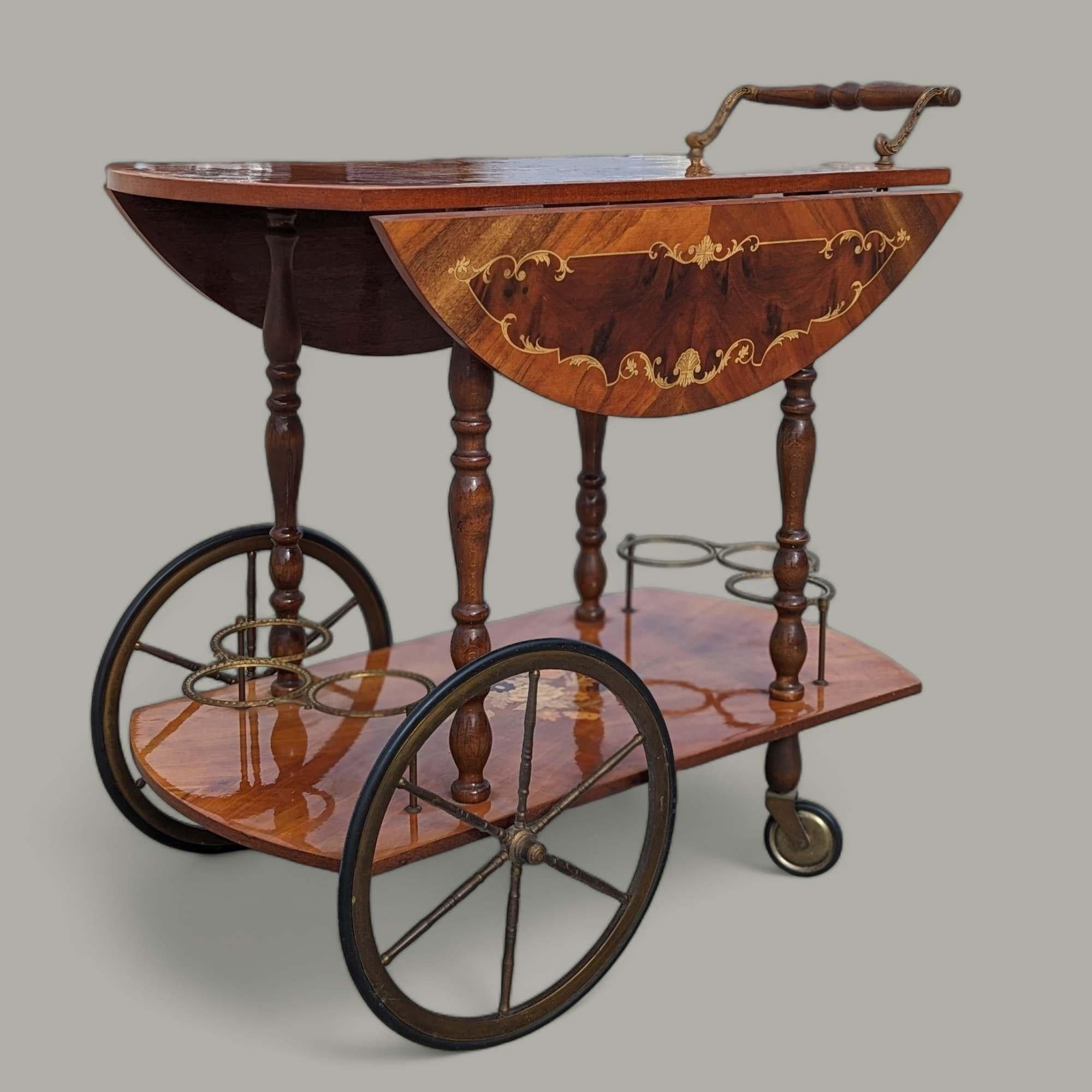 Carro de bar italiano vintage con incrustaciones de madera y motivos florales en venta 4
