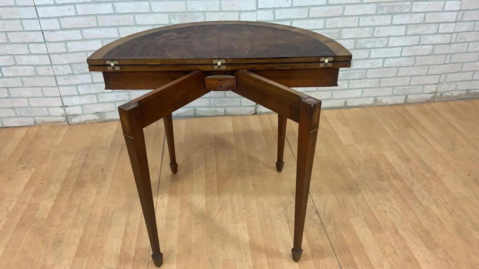 Vintage Inlay Flame Mahagoni Tisch mit klappbarer Demi Lune Konsole (Intarsie) im Angebot