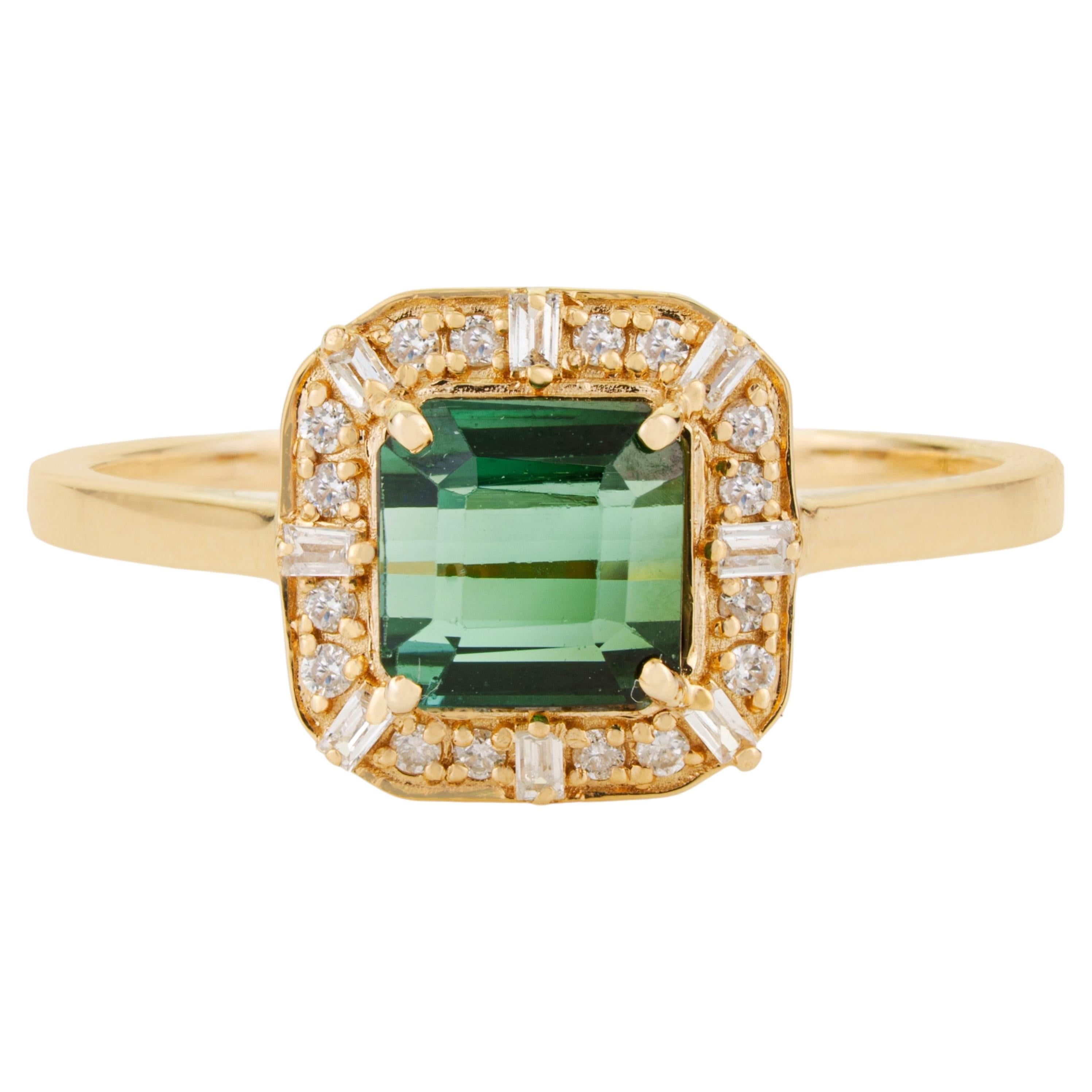Vintage Inspired 1,22ct Grüner Turmalin & Diamant Halo Ring in 14K Gelbgold