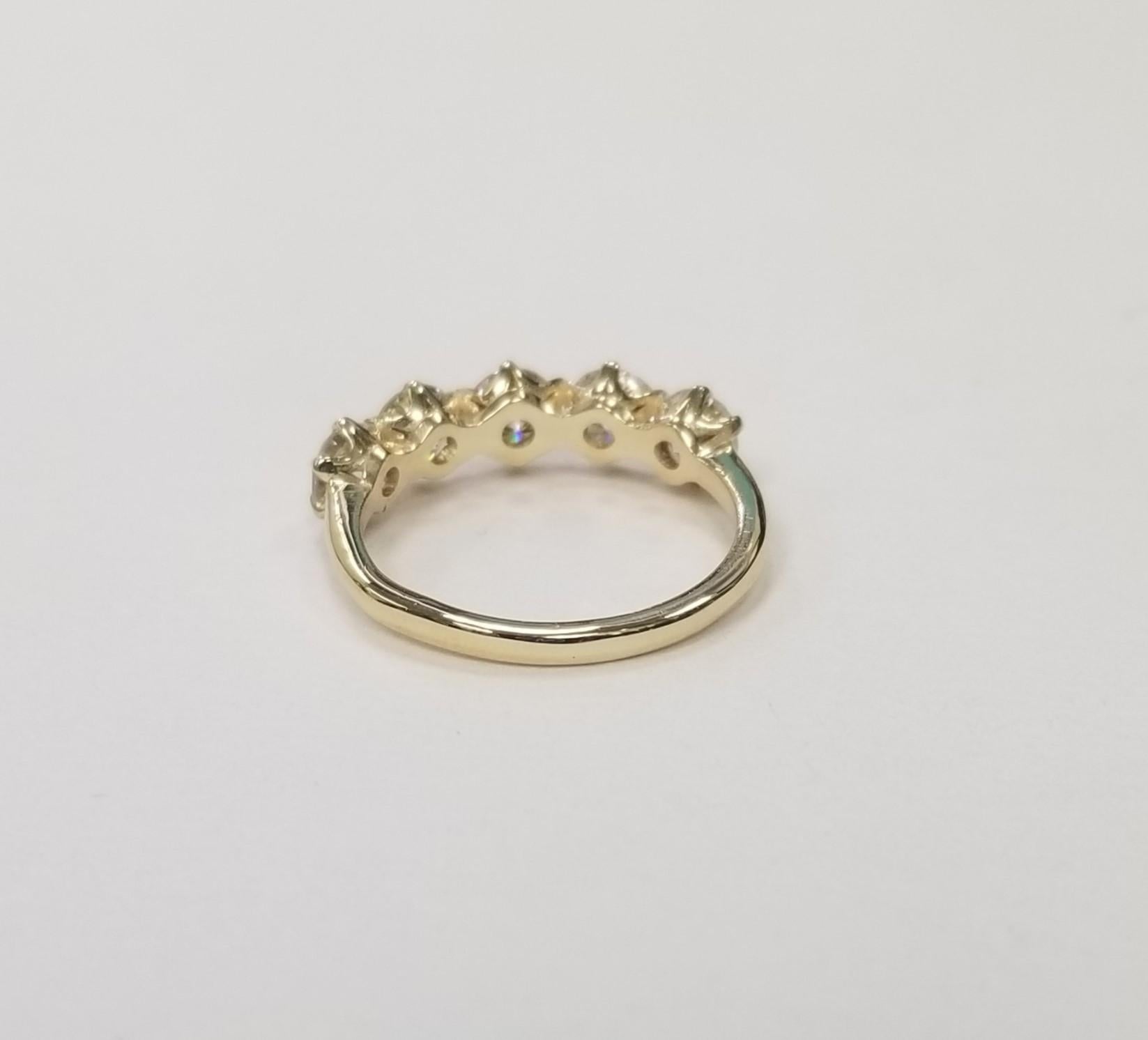 Contemporary Vintage inspired 14k yellow gold 5-Stone Brilliant Cut Diamond Ring 1.65cts. For Sale