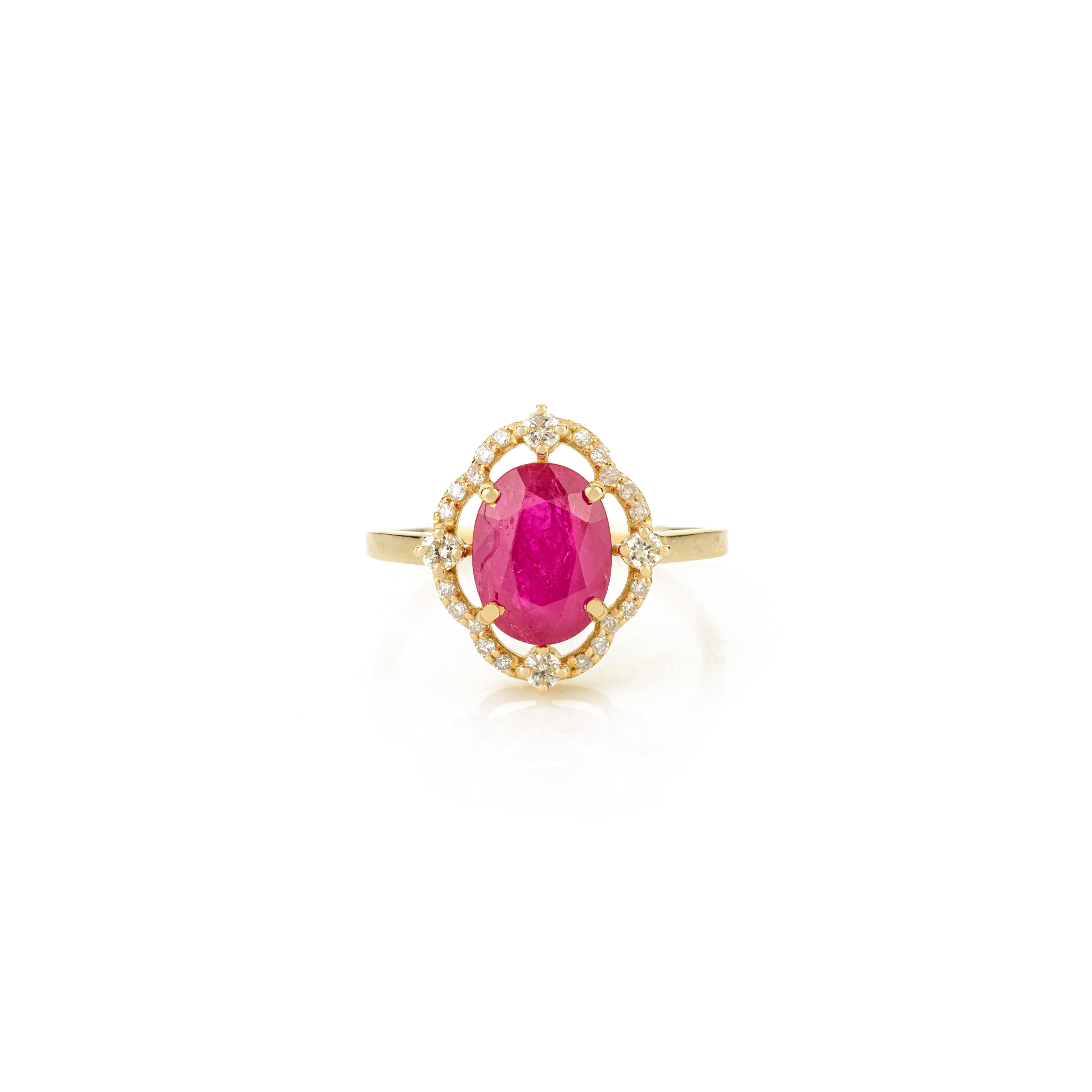 En vente :  Bague Halo en or jaune 14k serti de rubis et de diamants pour femme, d'inspiration vintage 9