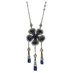 Vintage Inspiriert 18K Diamant und 6,67 Karat Saphir Blume Tropfen Halskette