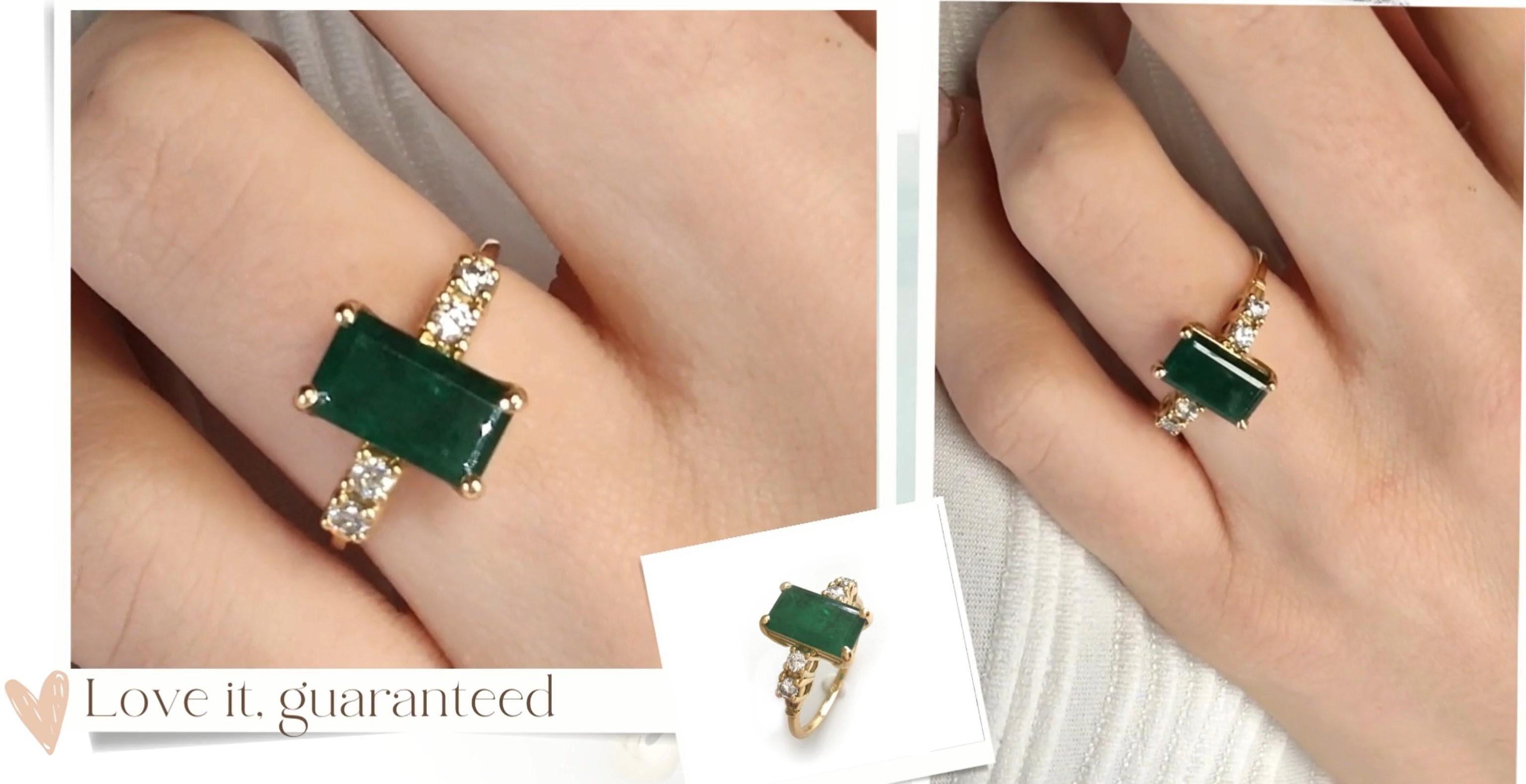 Natural Emerald & Round Brilliant Cut Diamond Engagement 18K Yellow Gold Ring.
SIZE:
-American Size: 7

Gemstone:
- One emerald.
- Very pronounced play of colors.
- Cut: Emerald.
- Total weight: 2.38 carats.
- Measurements: 9.70x5.7x3.6 mm.

Four