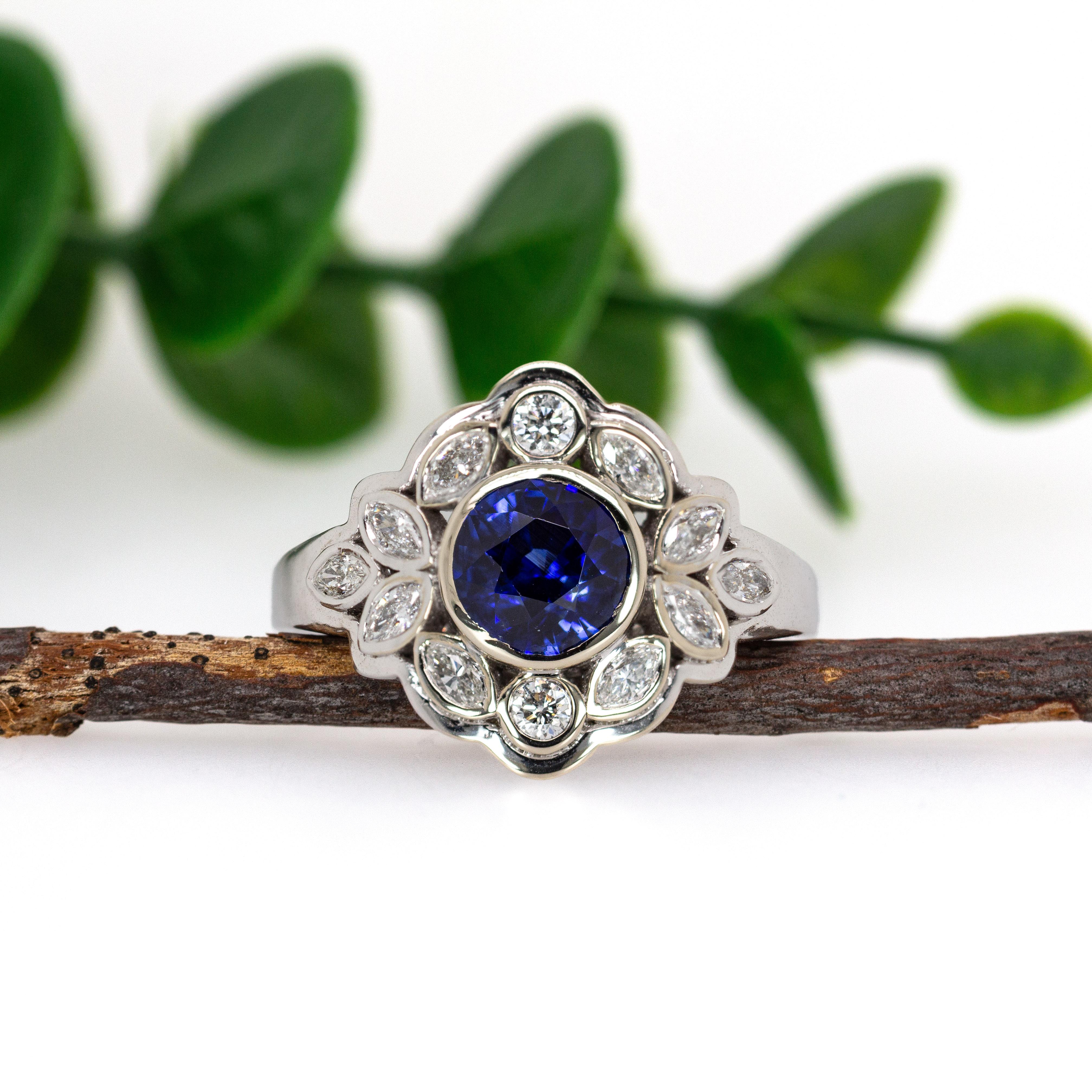 Vintage Inspired 2cts Ceylon Sapphire Ring w Natural Diamonds in 14K Solid Gold Neuf - En vente à Columbus, OH