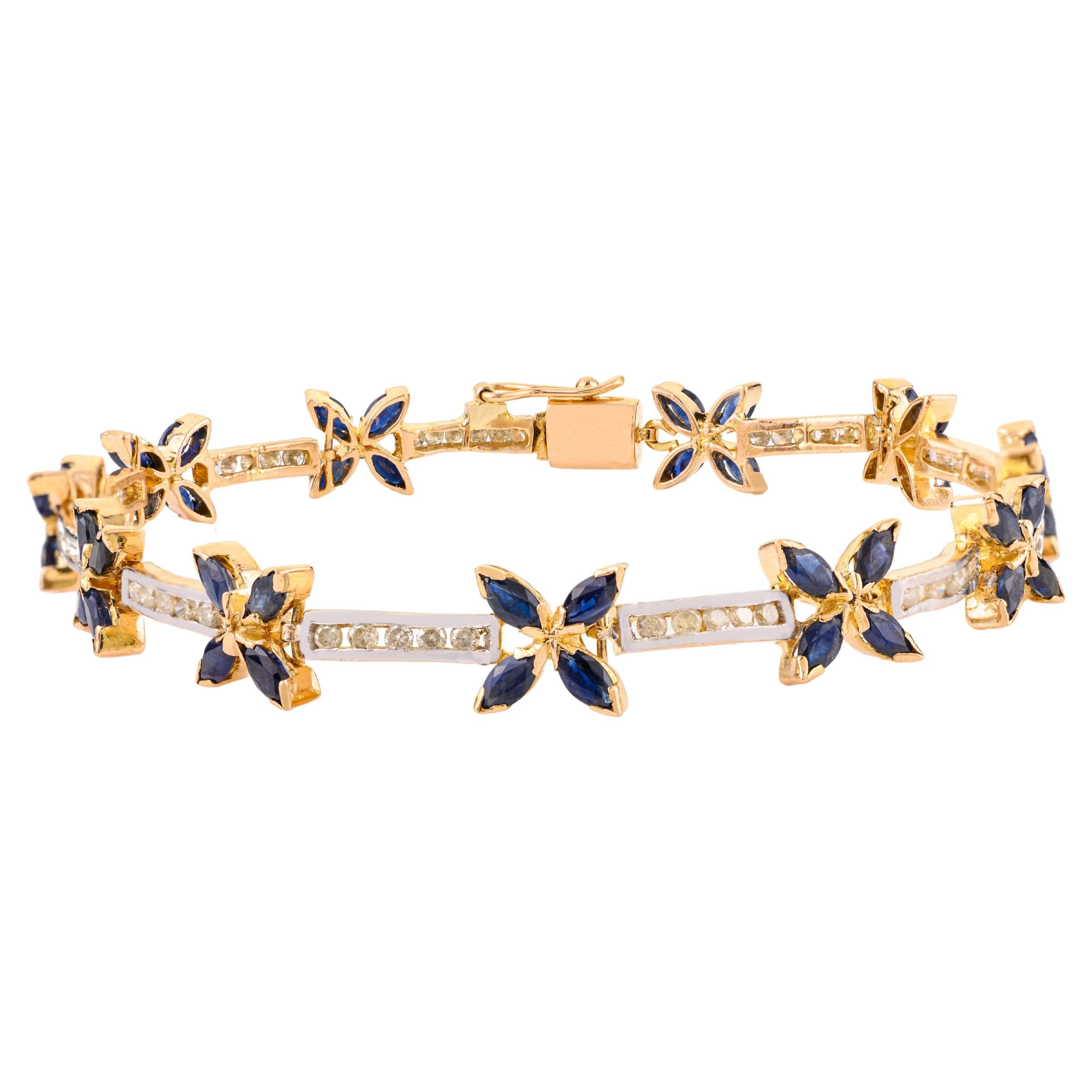 Vintage Inspired 5.25Ct Sapphire 
Diamond Floral Tennis Bracelet in 18K Gold For Sale