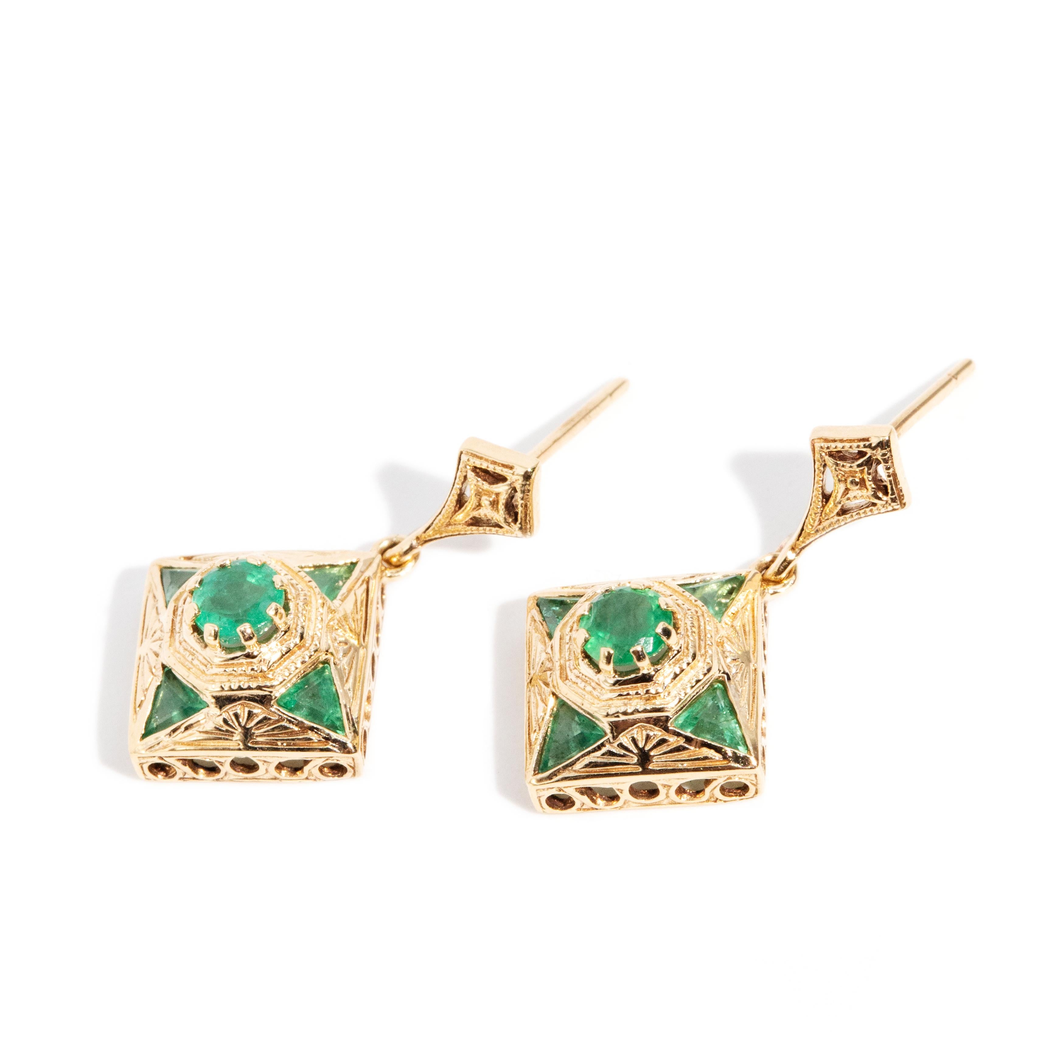Round Cut Vintage Inspired Art Deco Style Bright Green Emerald Drop Earrings 9 Carat Gold For Sale