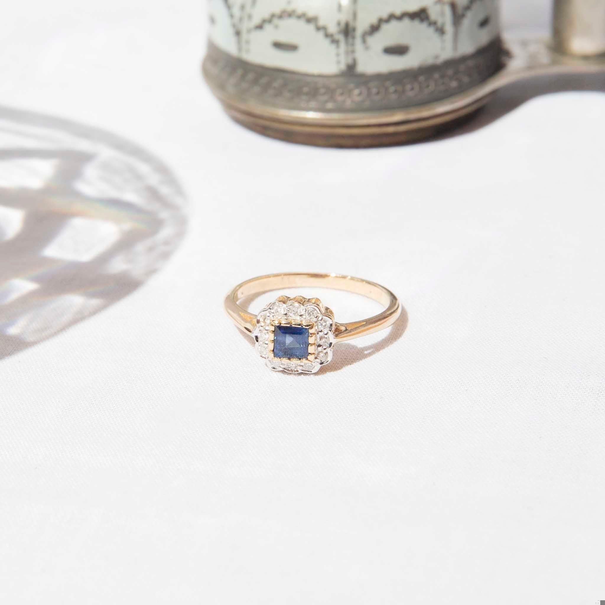 Vintage Inspired Bright Blue Square Sapphire & Diamond 9 Carat Gold Cluster Ring For Sale 2