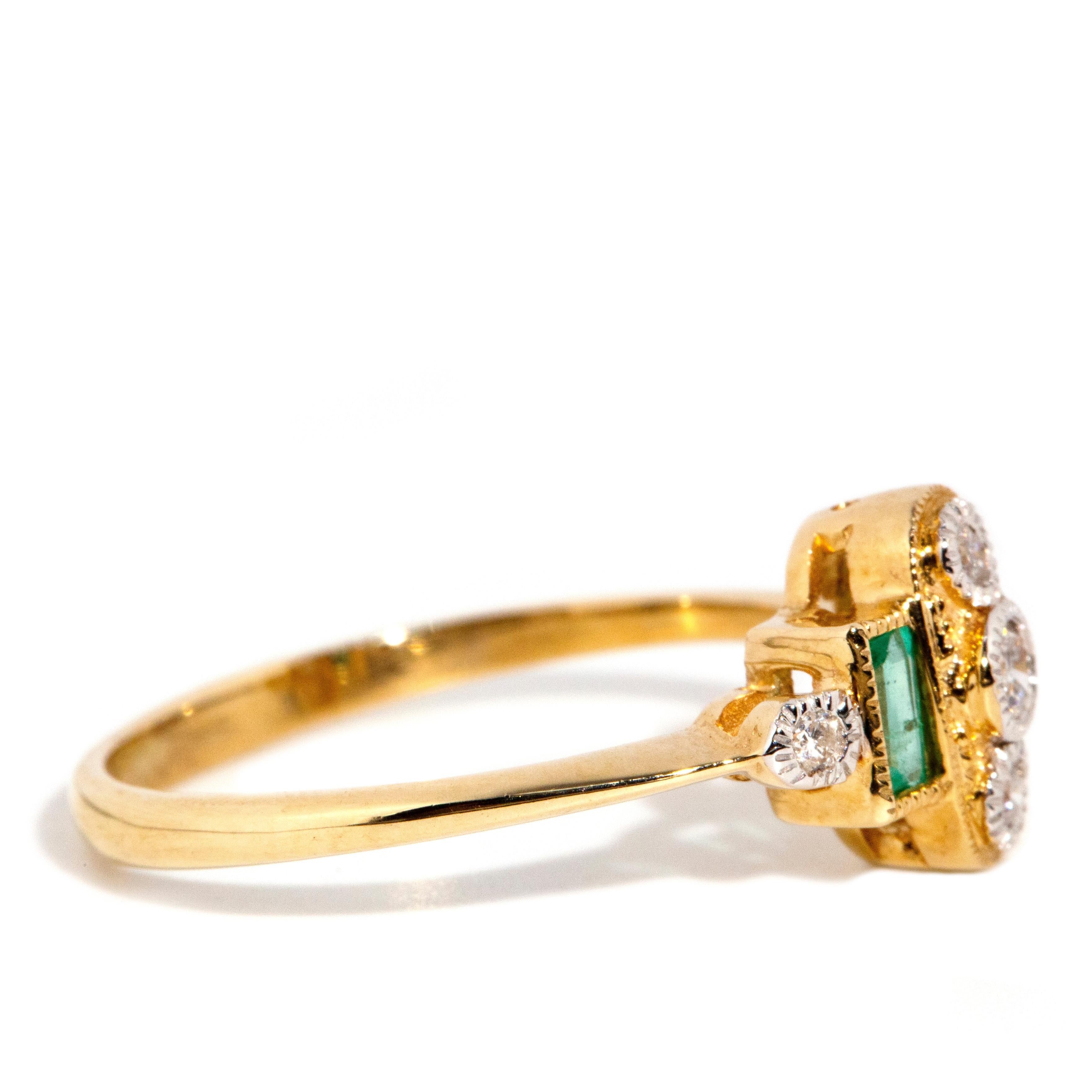 Vintage Inspired Diamond & Bright Green Emerald Cluster Ring 9 Carat Yellow Gold In New Condition For Sale In Hamilton, AU