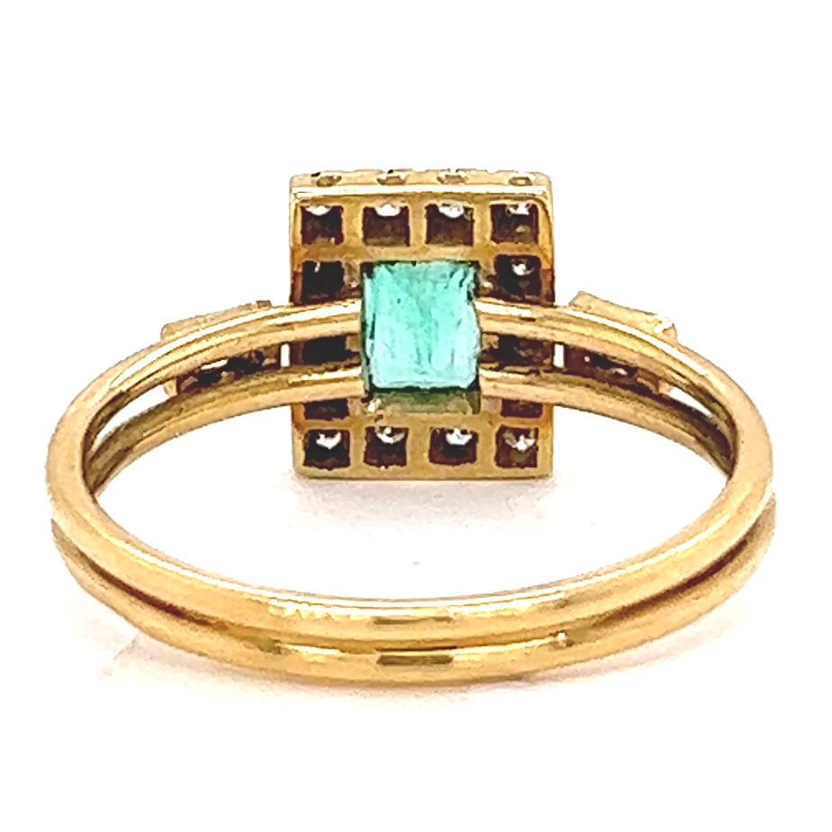 Vintage 0.50 Carat Emerald Diamond 14 Karat Yellow Gold Ring For Sale 2