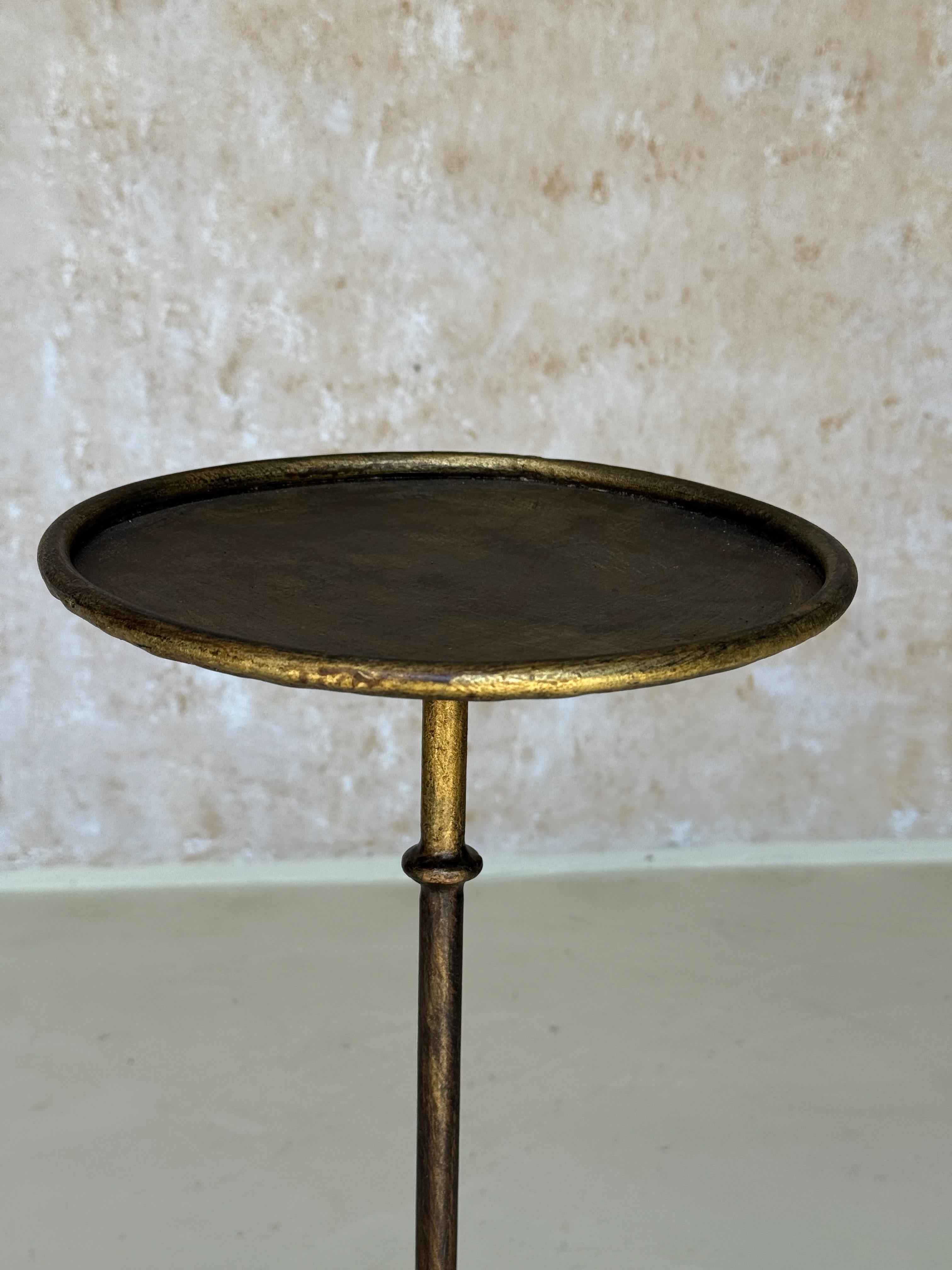 Vintage-Inspired Iron Plant Stand or Tall Side Table with Tripod Base and Gilt P For Sale 3