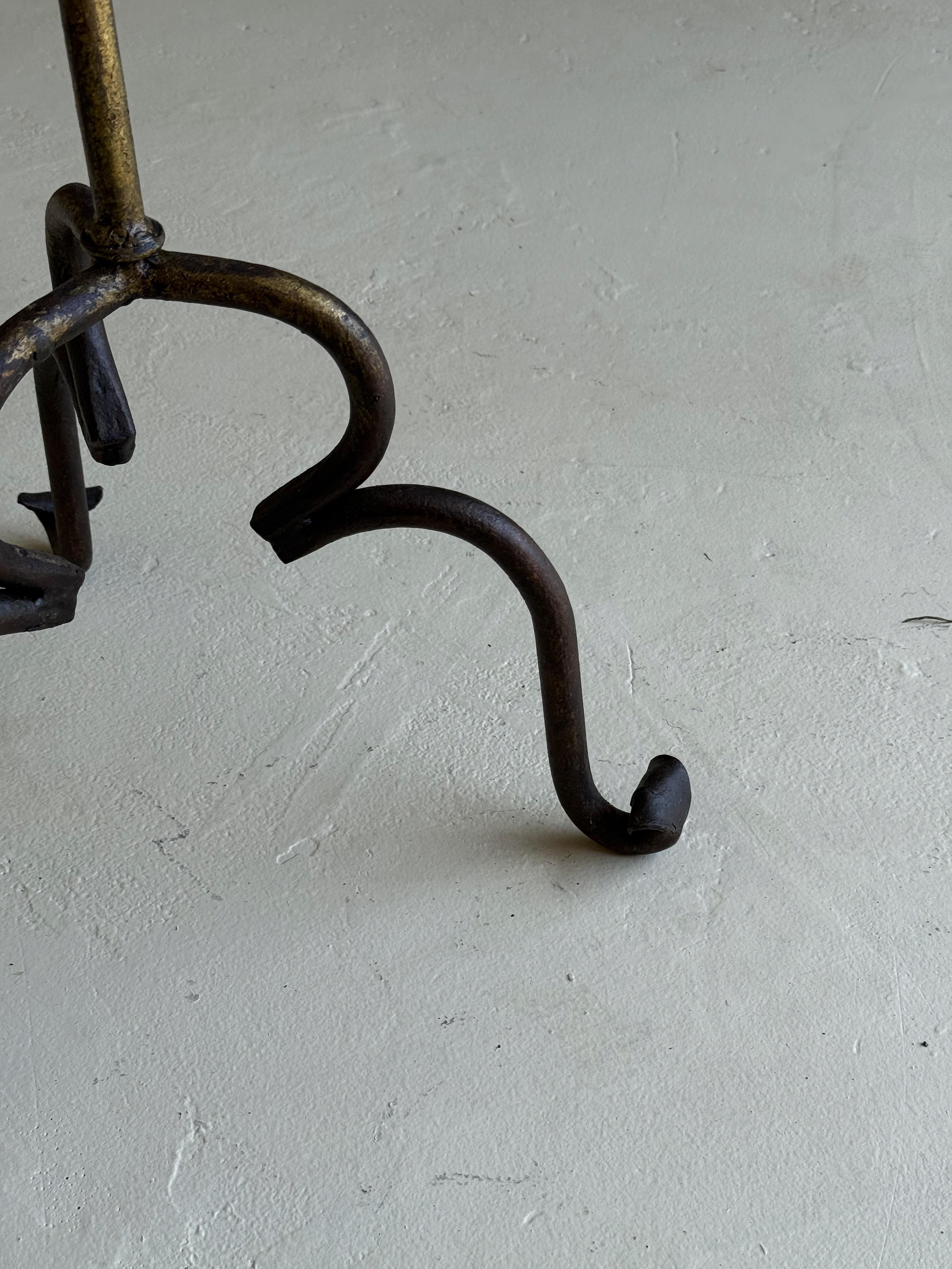 Vintage-Inspired Iron Plant Stand or Tall Side Table with Tripod Base and Gilt P For Sale 6